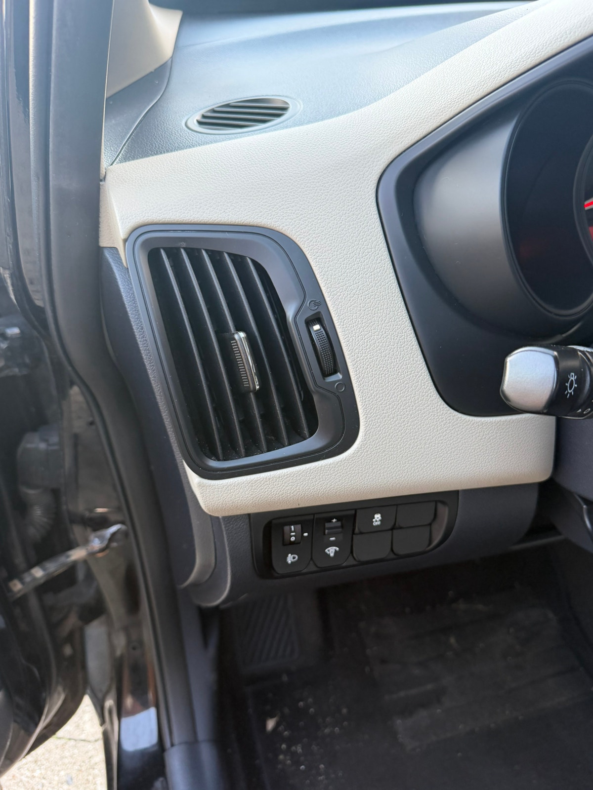 Kia Rio til salg hos Nabilli