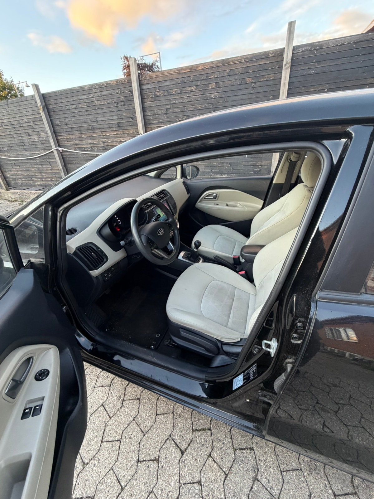 Kia Rio til salg hos Nabilli
