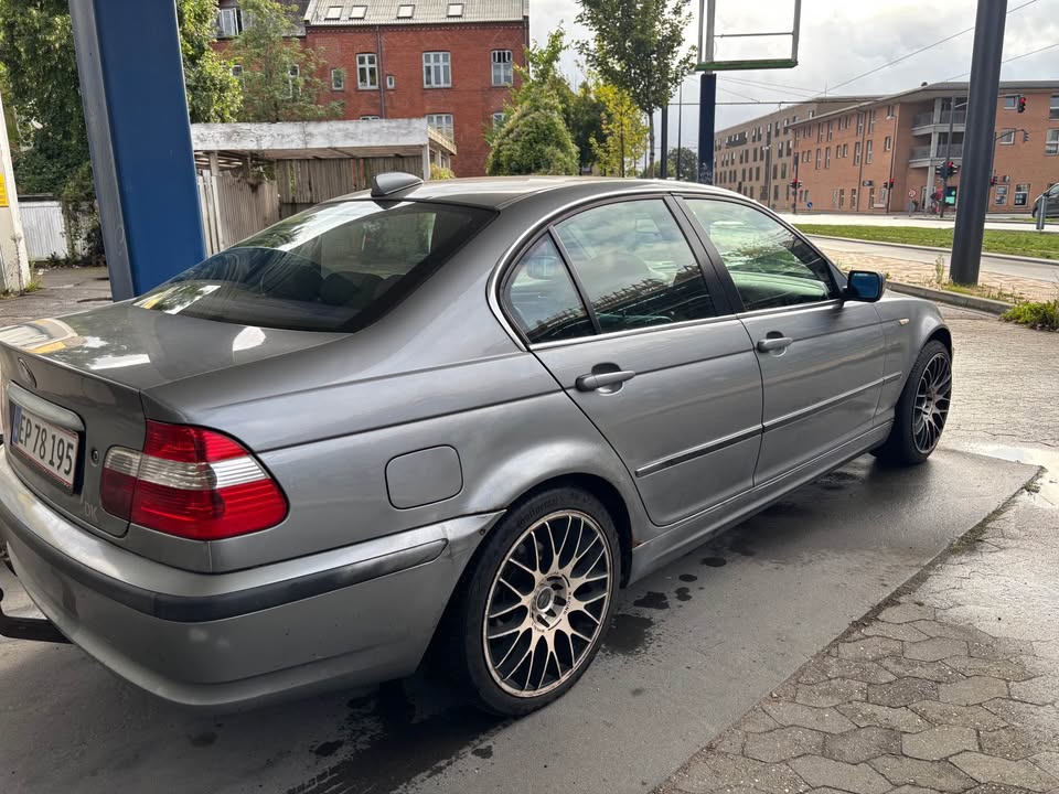 BMW 316i til salg hos Nabilli
