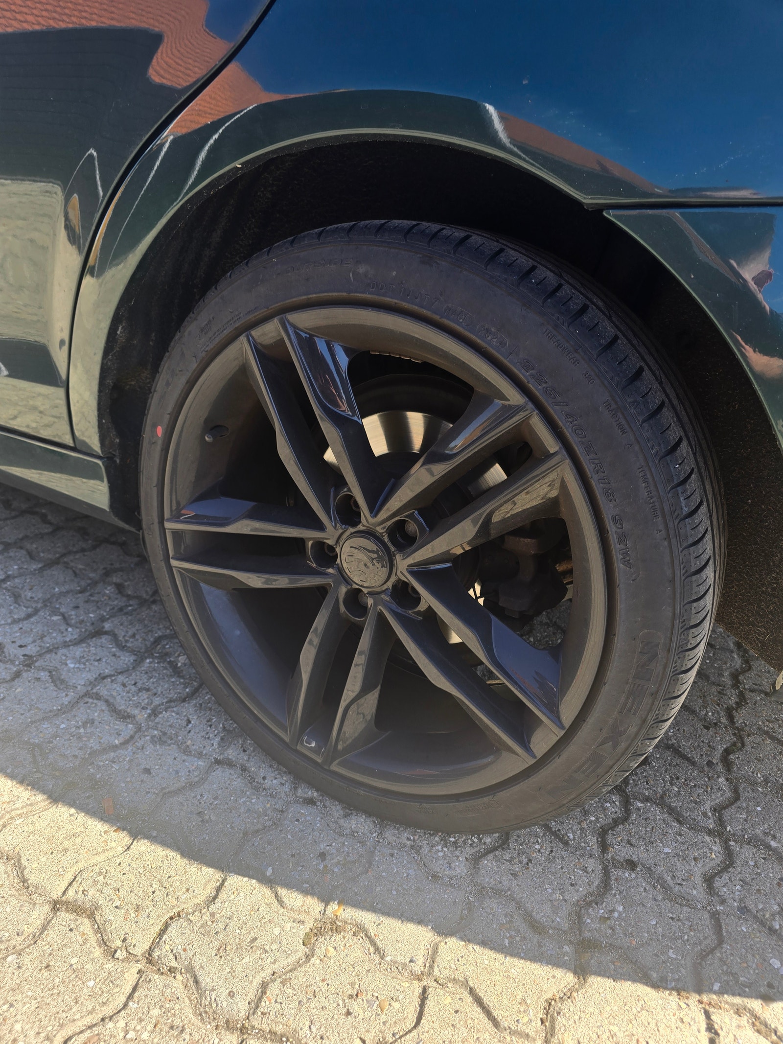 Mercedes C200 til salg hos Nabilli