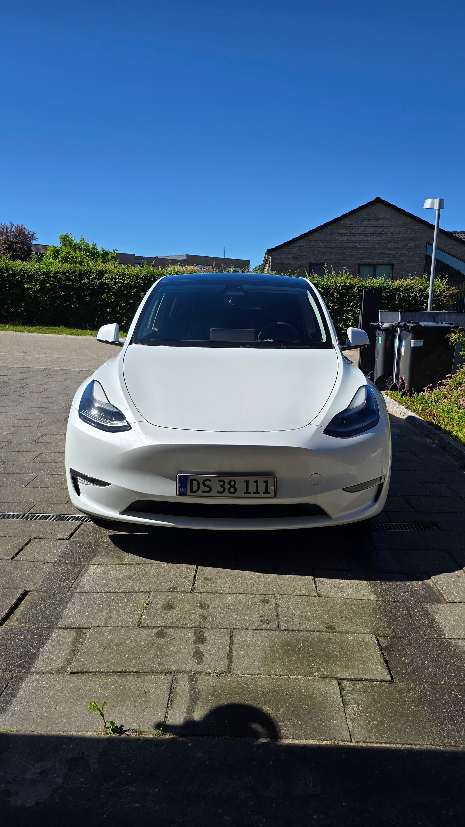 Tesla Model Y til salg hos Nabilli