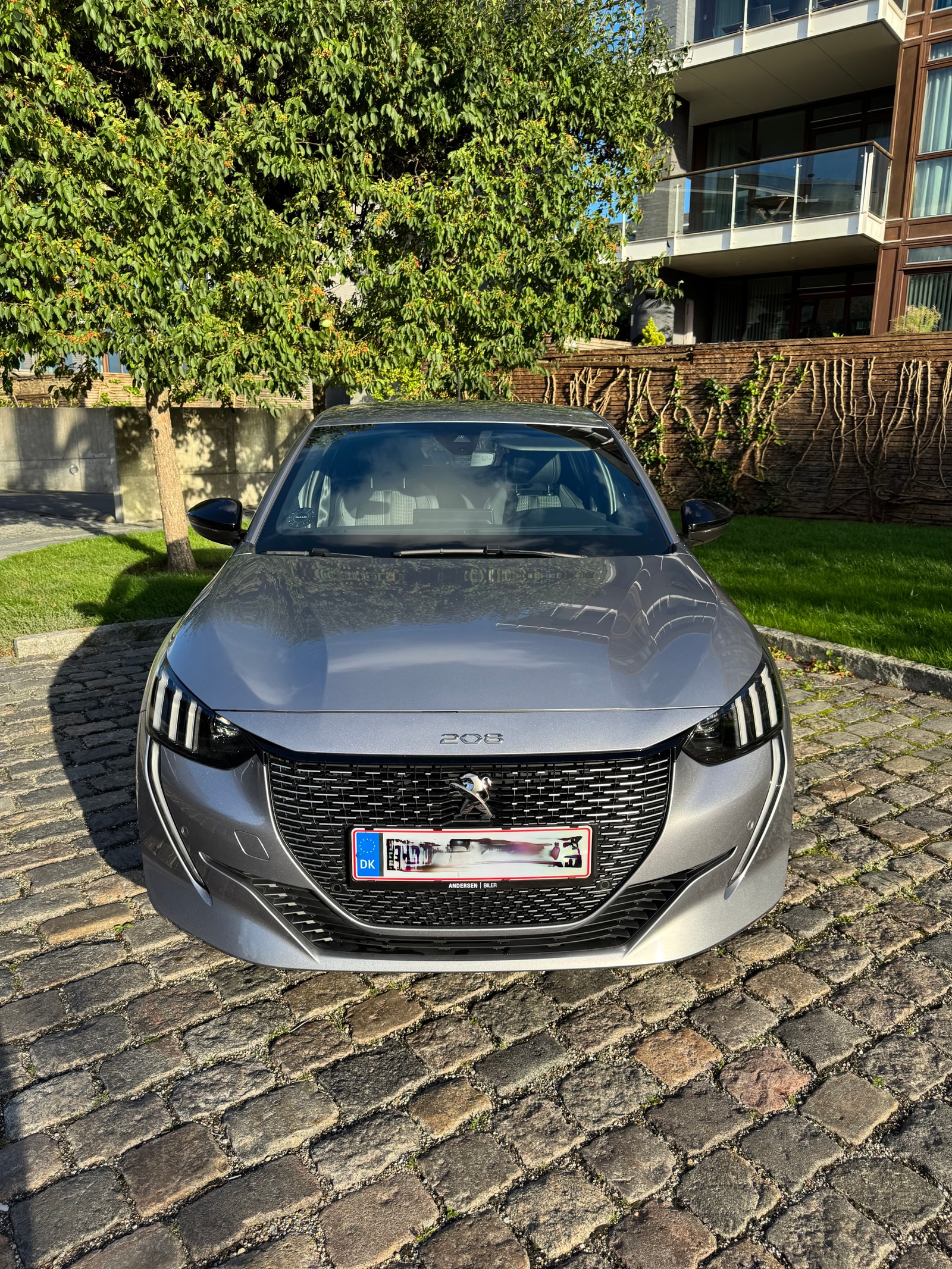 Peugeot e-208 til salg hos Nabilli