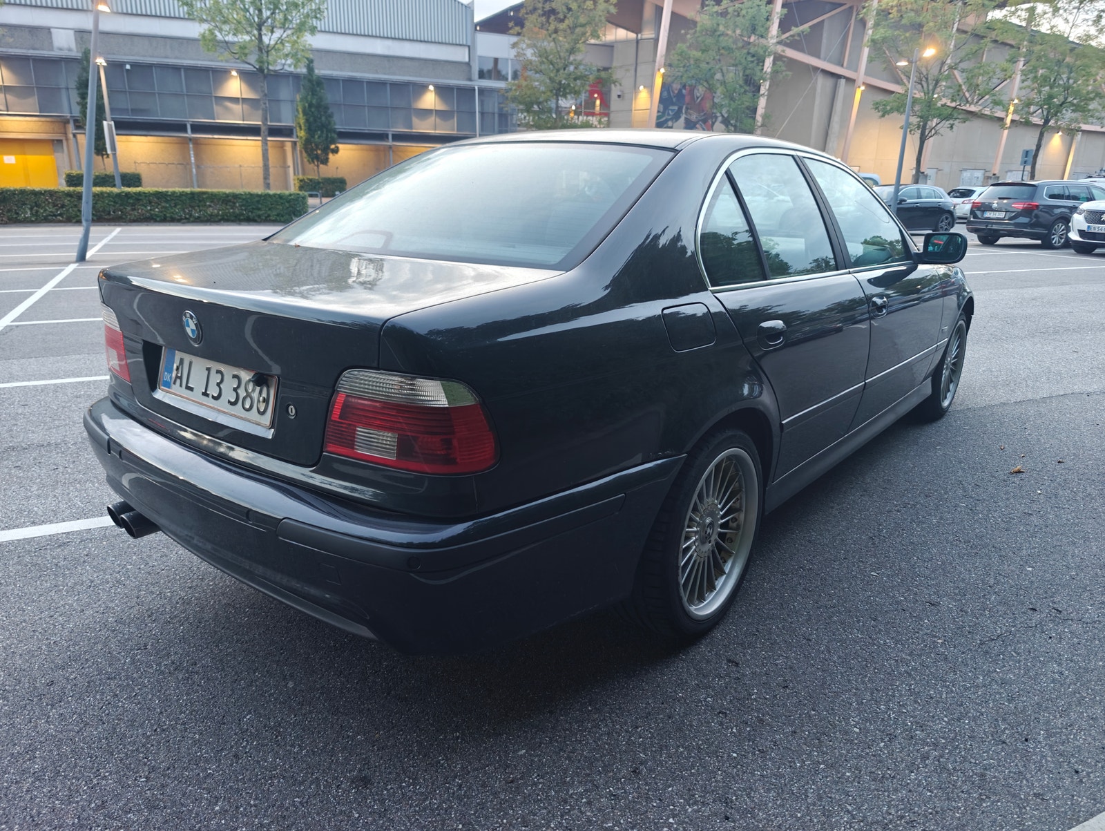 BMW 520i til salg hos Nabilli