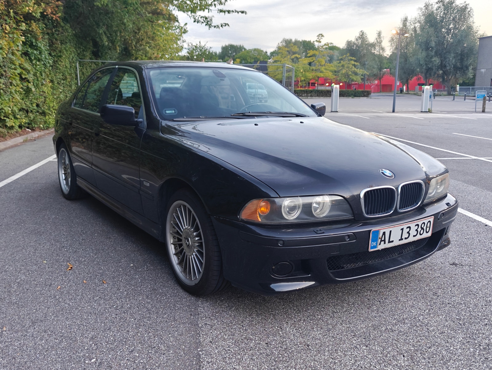 BMW 520i til salg hos Nabilli