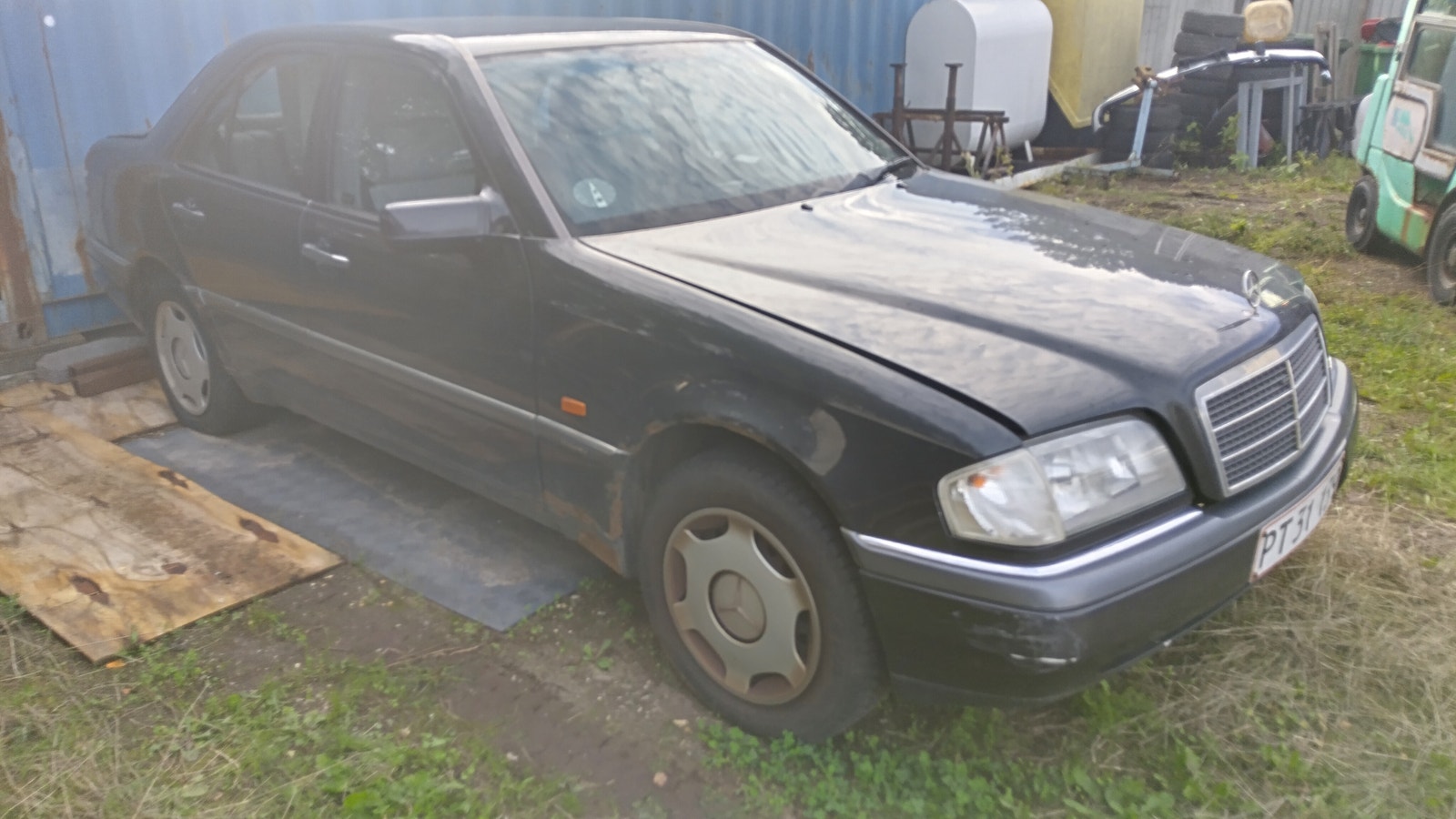 Mercedes C180 til salg hos Nabilli