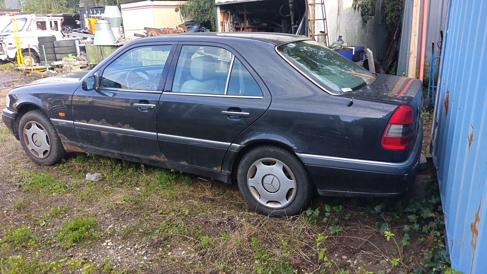 Mercedes C180 til salg hos Nabilli
