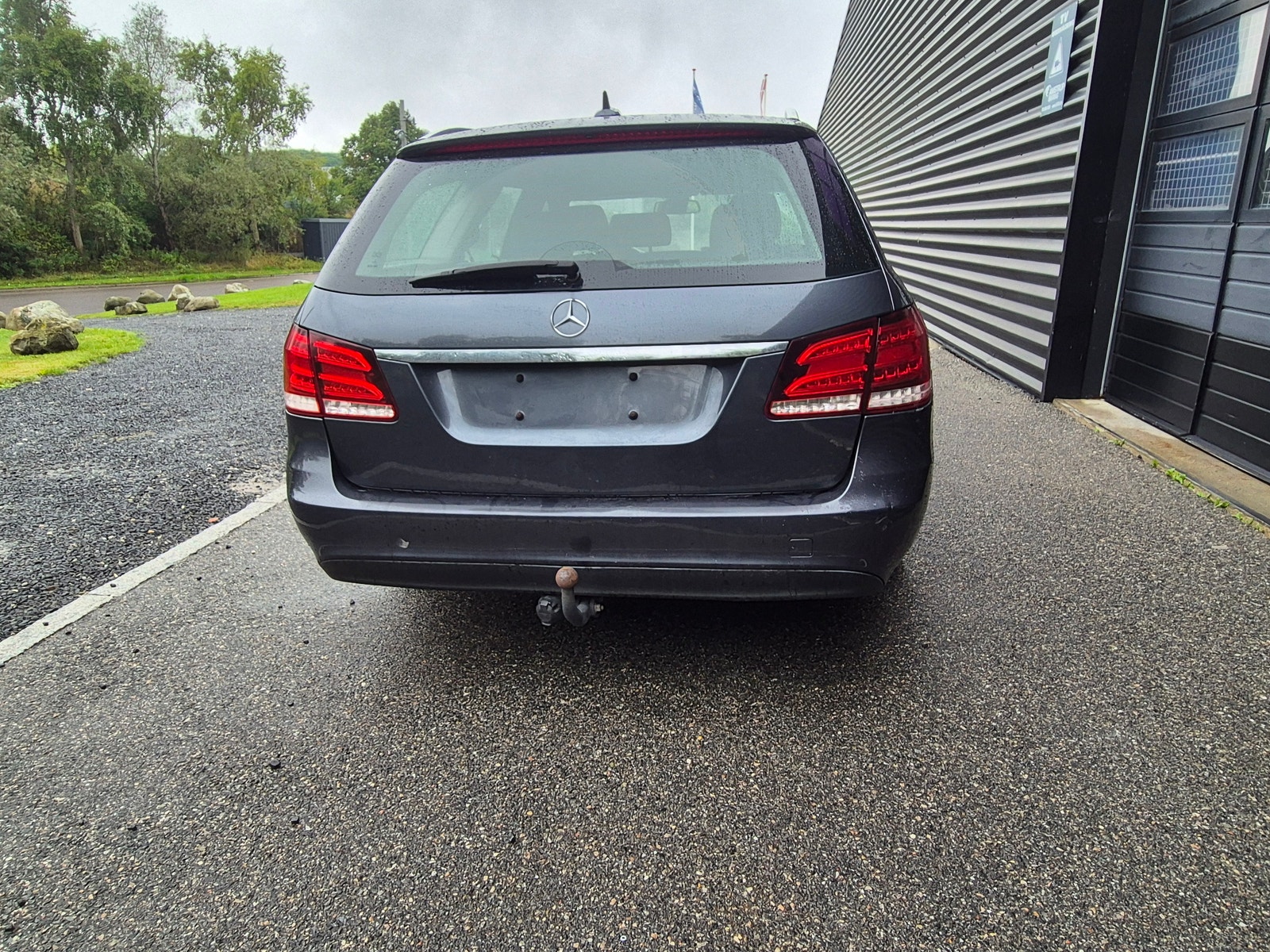 Mercedes E200 til salg hos Nabilli