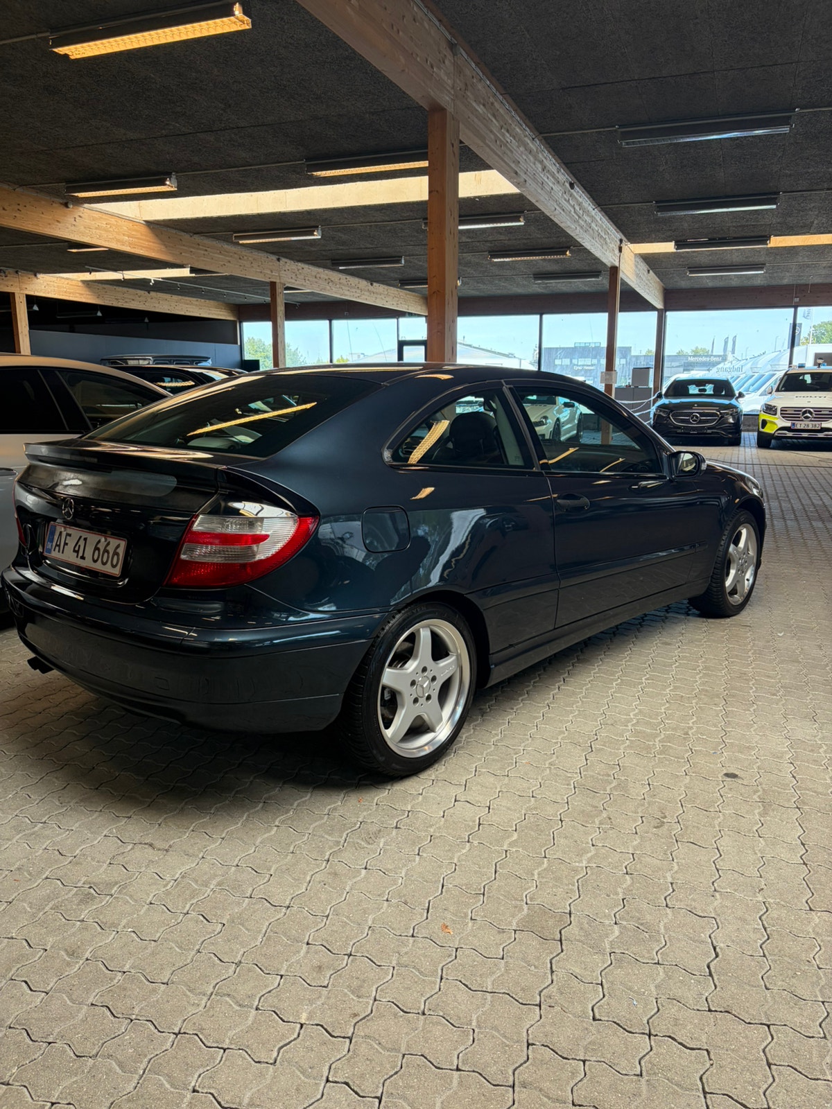 Mercedes C180 til salg hos Nabilli