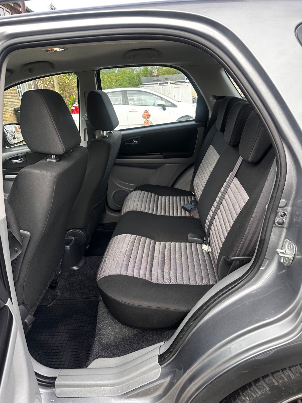 Suzuki SX4 – billede 13