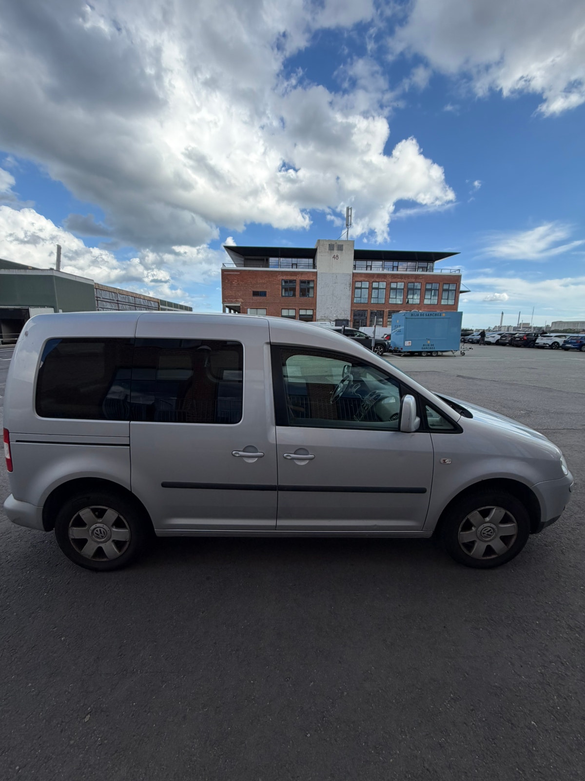VW Caddy til salg hos Nabilli