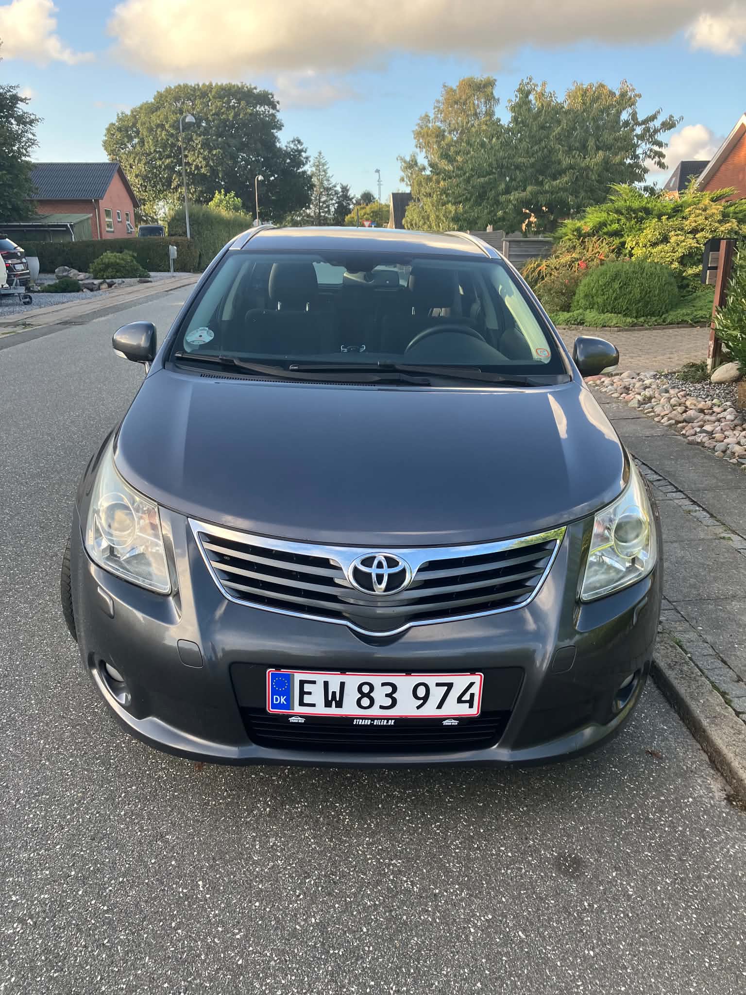 Toyota Avensis til salg hos Nabilli
