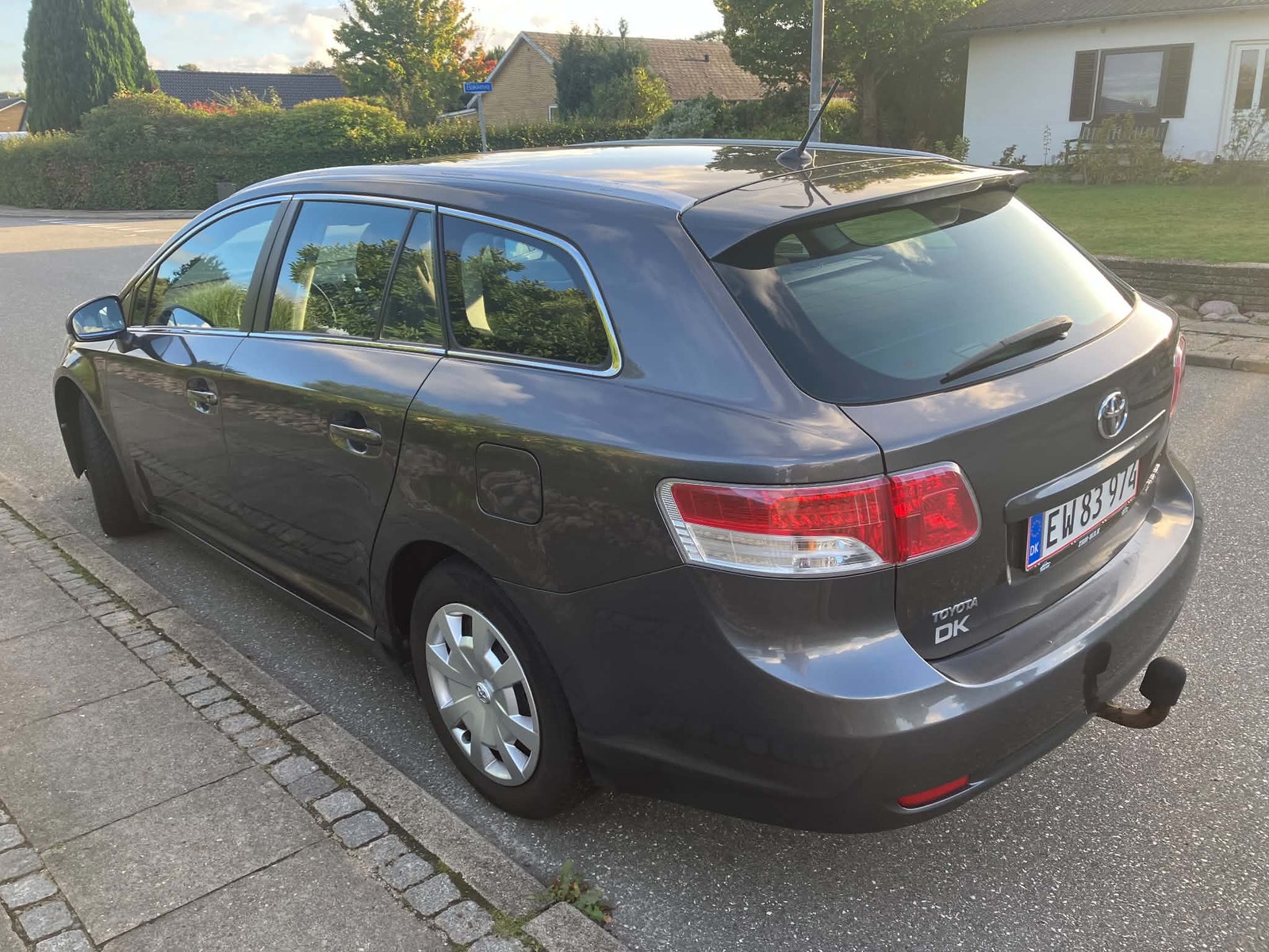 Toyota Avensis til salg hos Nabilli