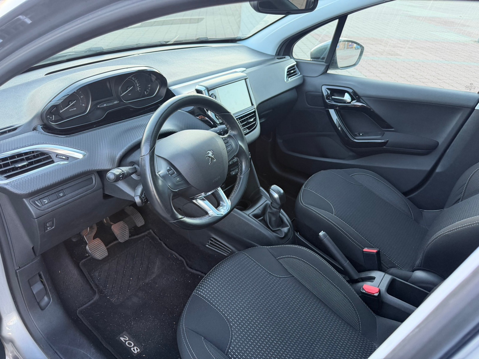 Peugeot 208 – billede 10