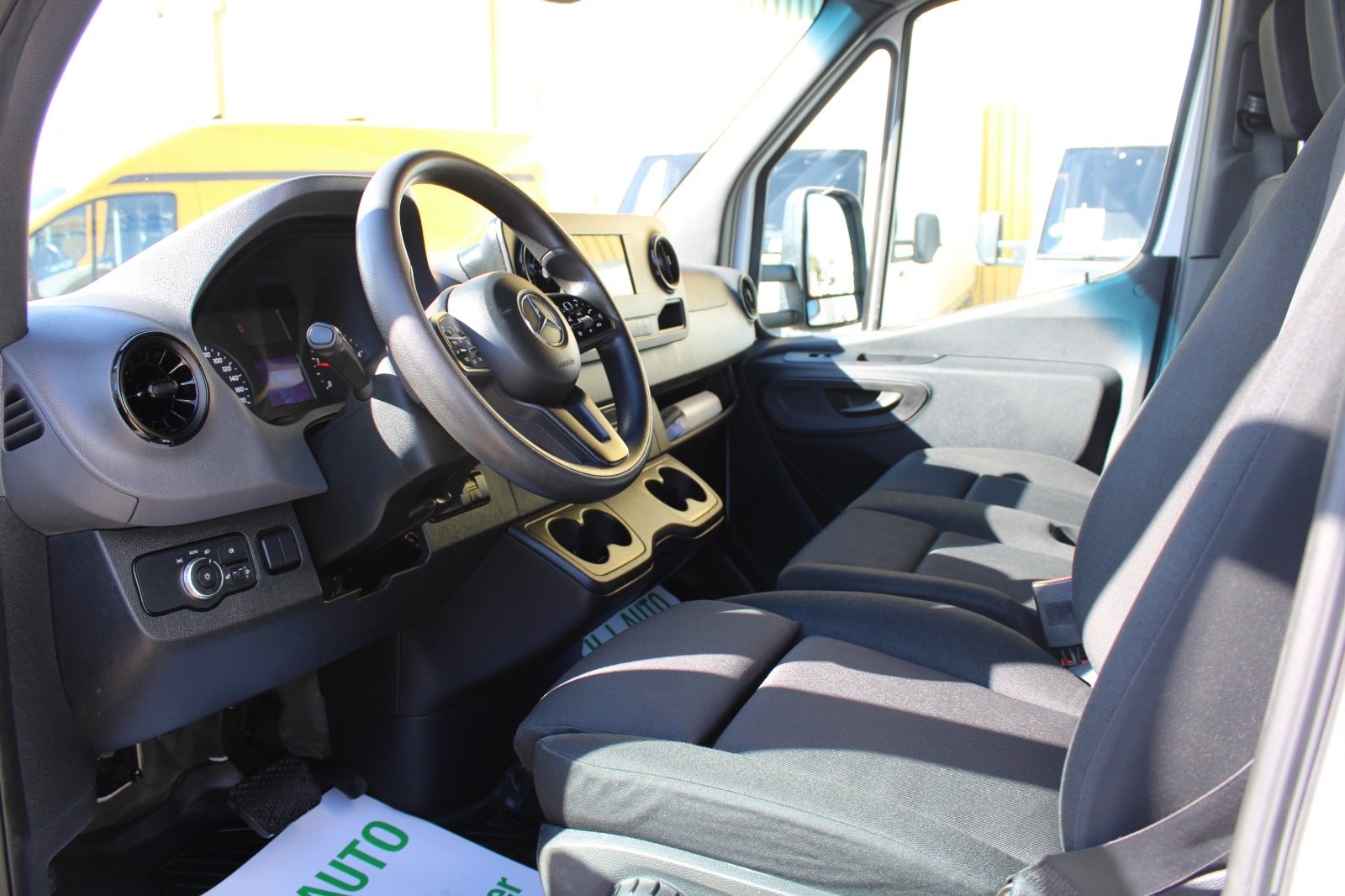 Mercedes Sprinter 317 til salg hos Nabilli