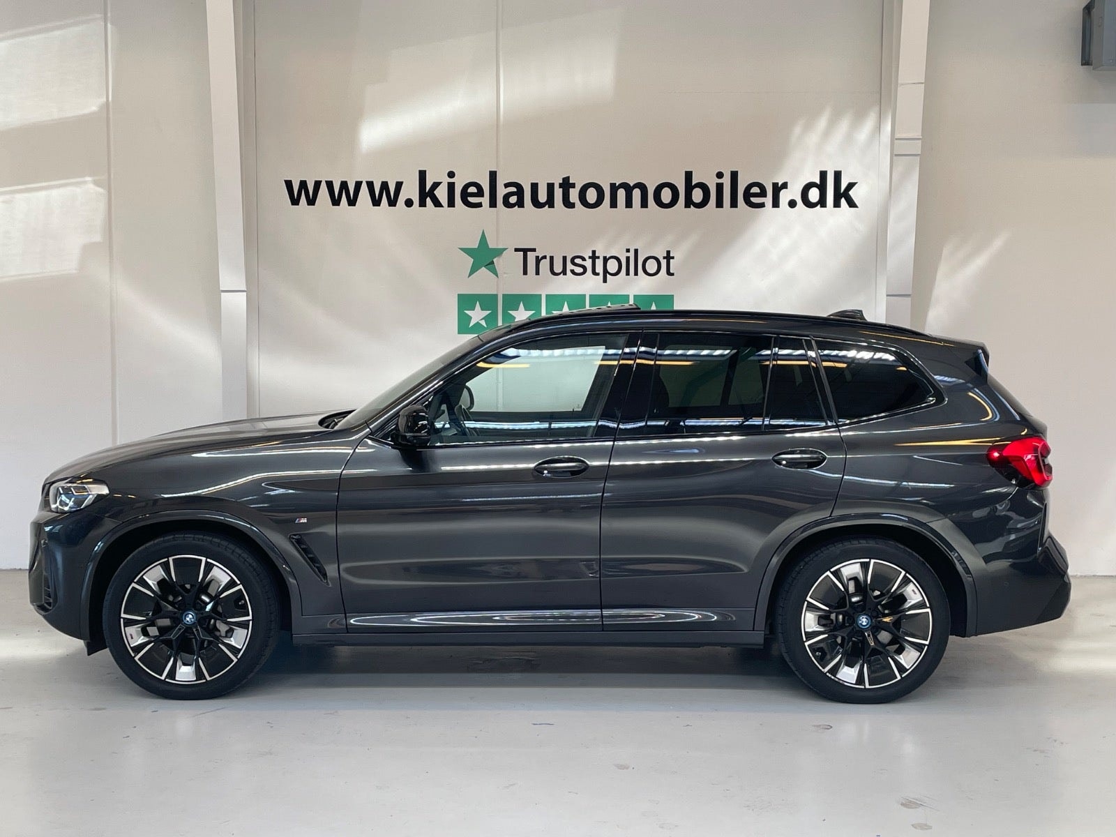 BMW iX3 til salg hos Nabilli