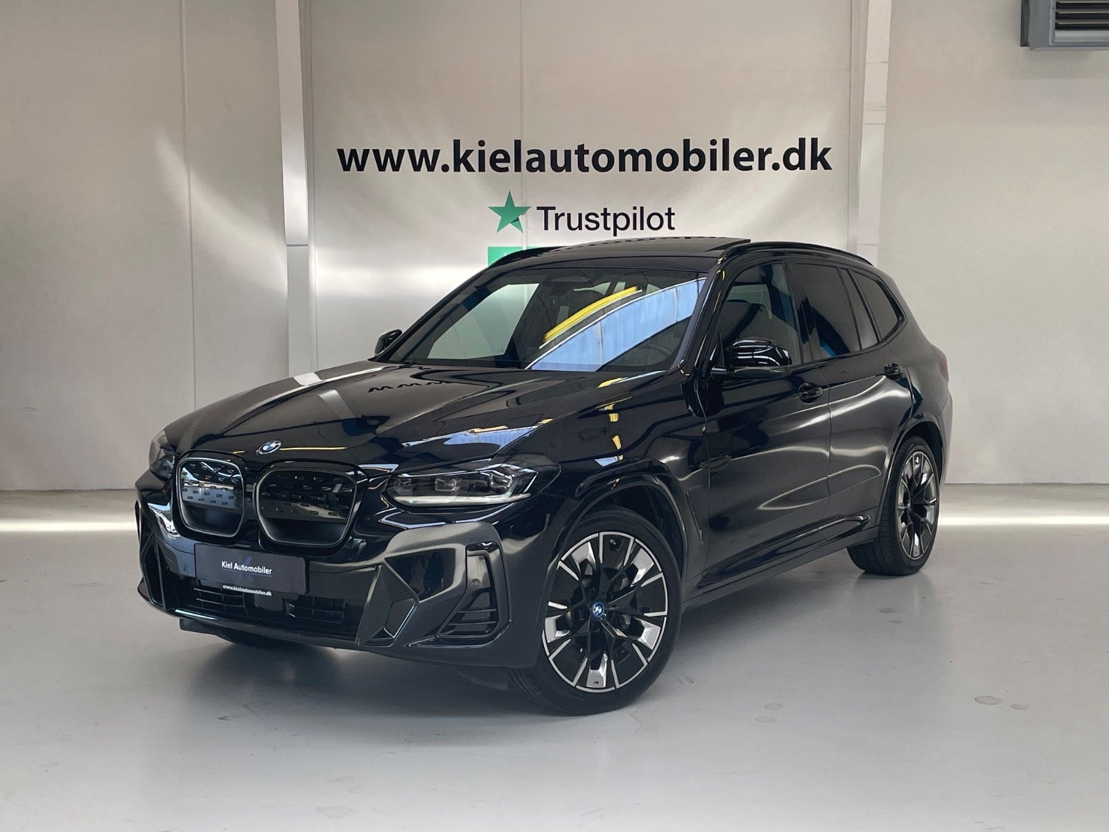BMW iX3 til salg hos Nabilli