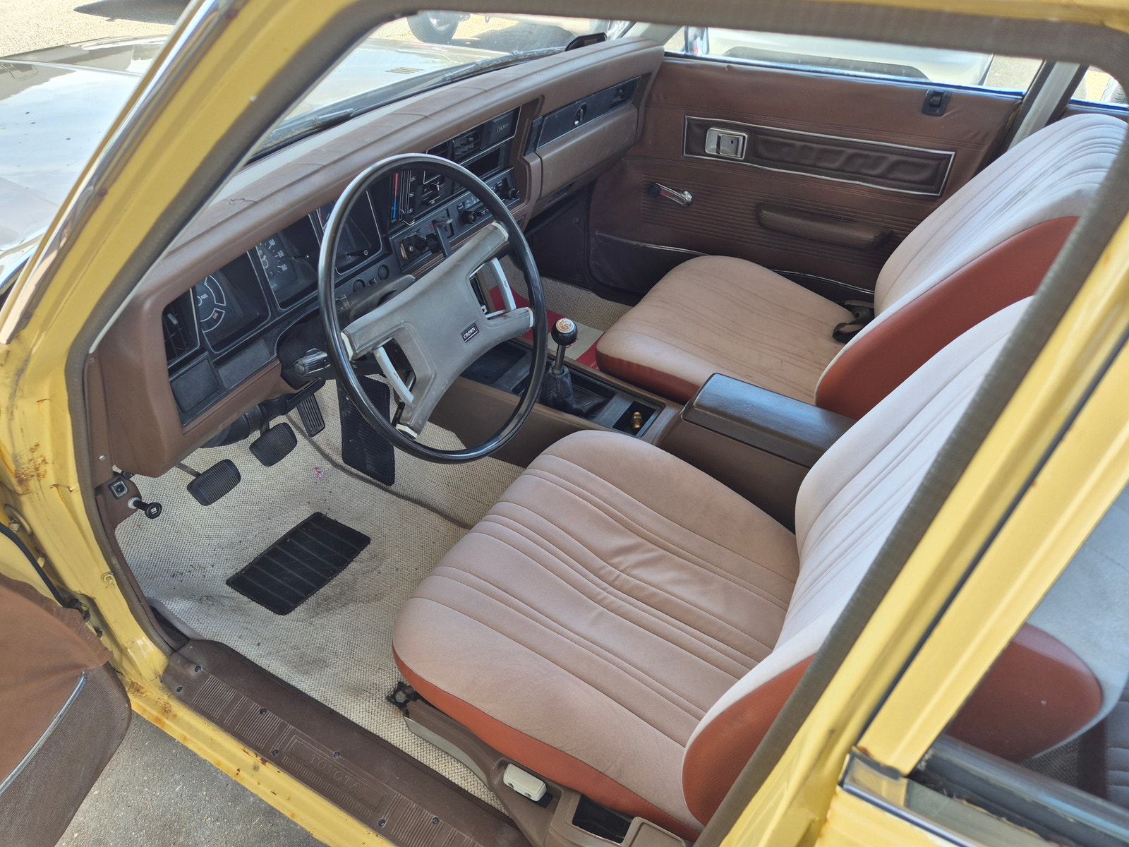 Toyota Crown til salg hos Nabilli