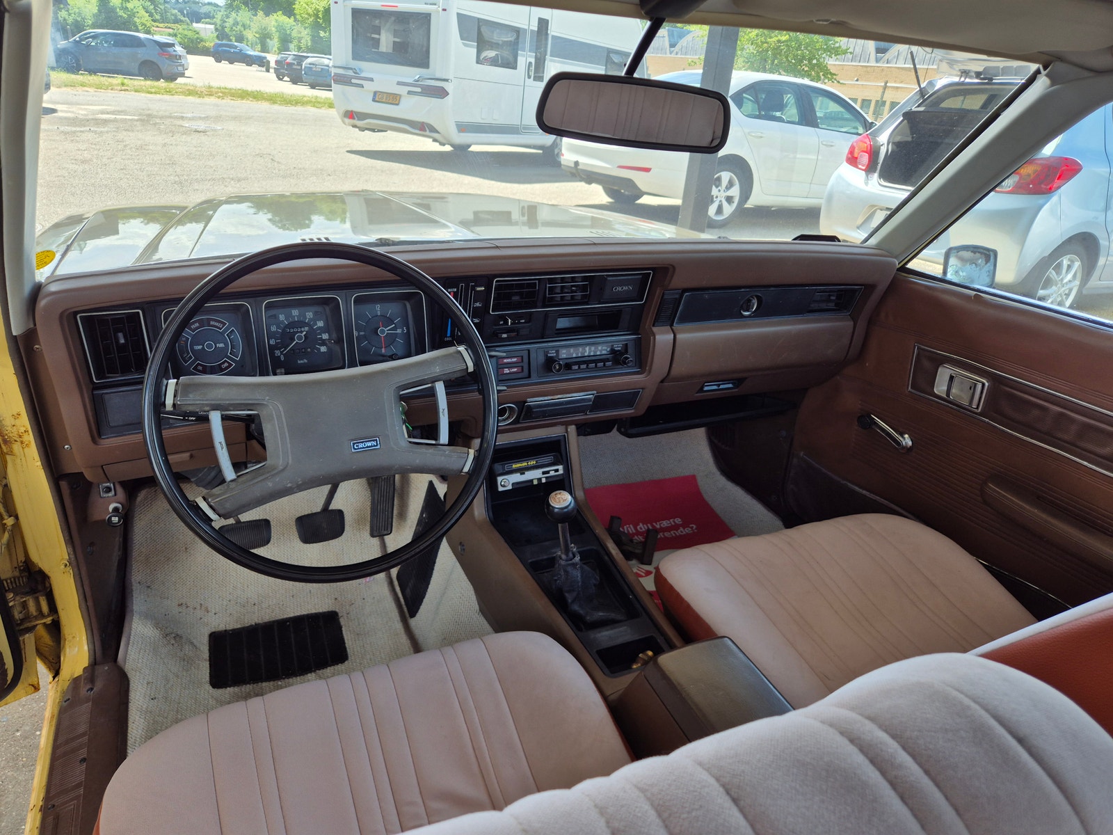 Toyota Crown til salg hos Nabilli