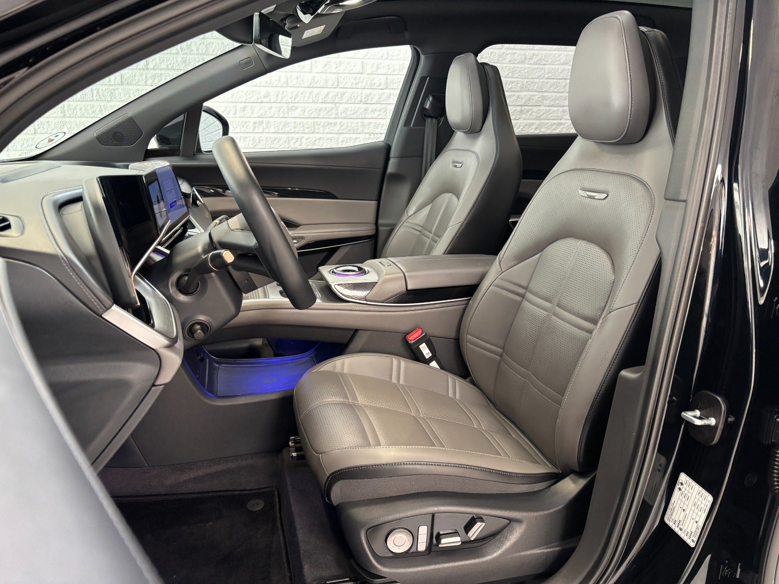 Hongqi EHS7 til salg hos Nabilli
