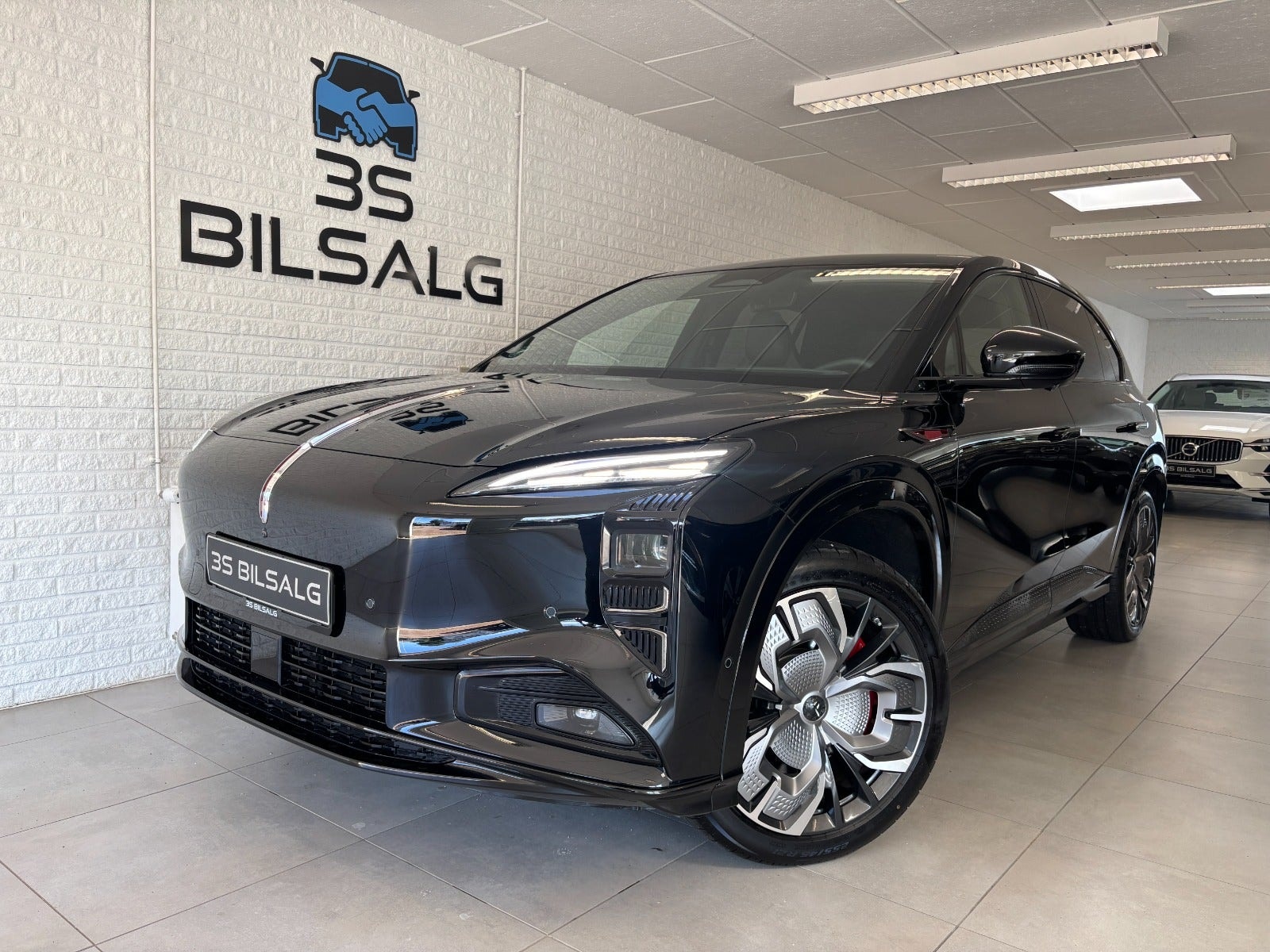 Hongqi EHS7 til salg hos Nabilli