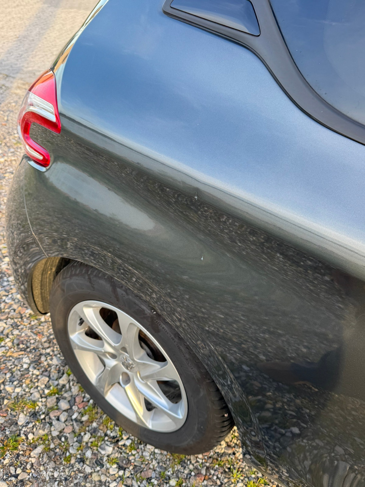 Peugeot 208 til salg hos Nabilli