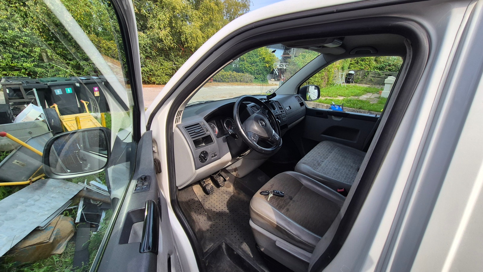 VW Transporter til salg hos Nabilli