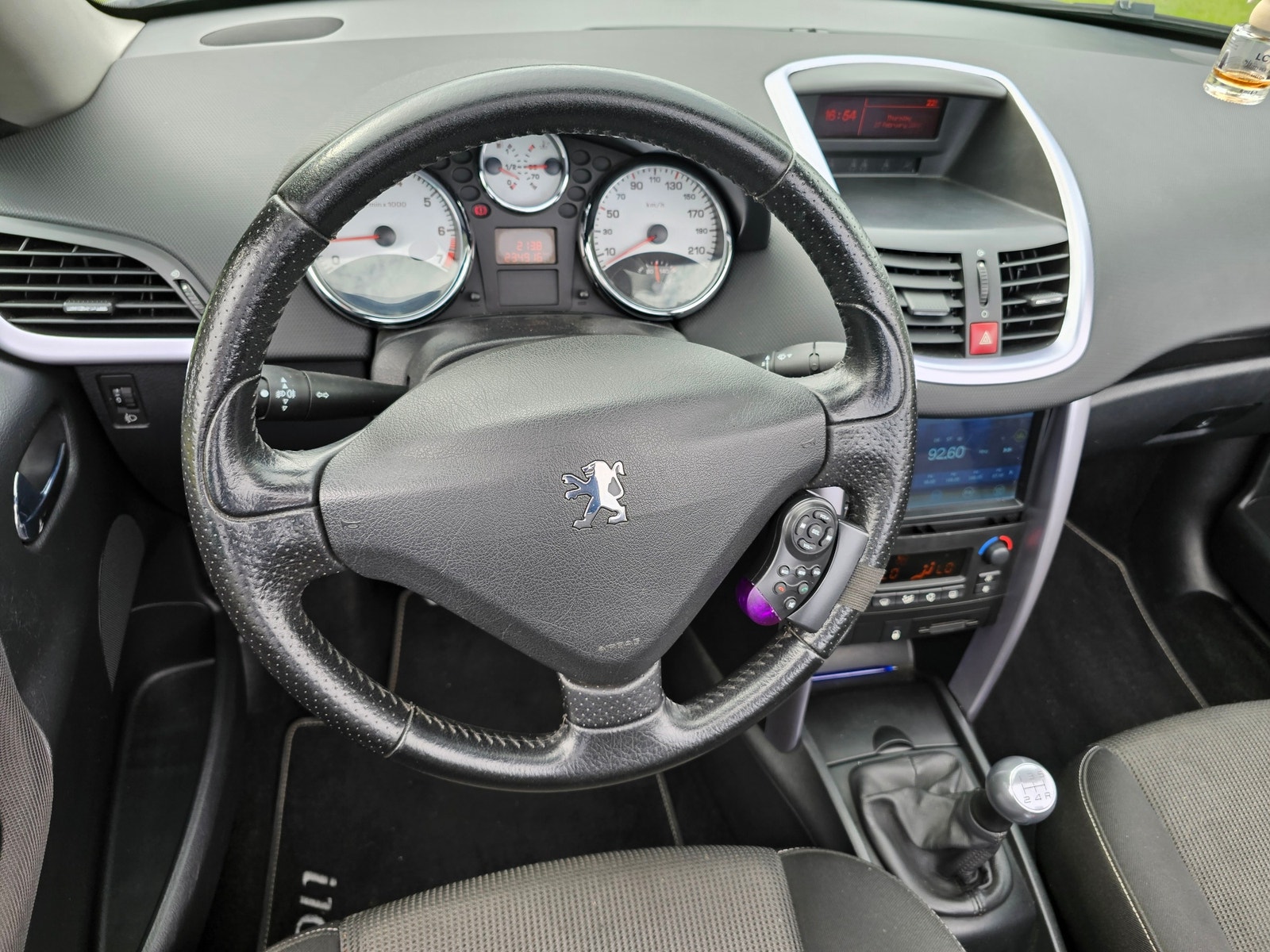 Peugeot 207 CC til salg hos Nabilli