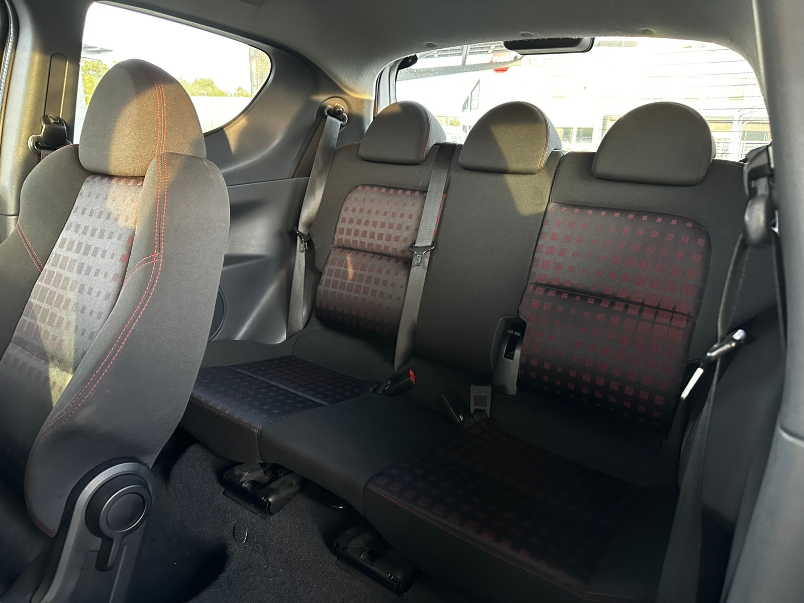 Mitsubishi Colt til salg hos Nabilli