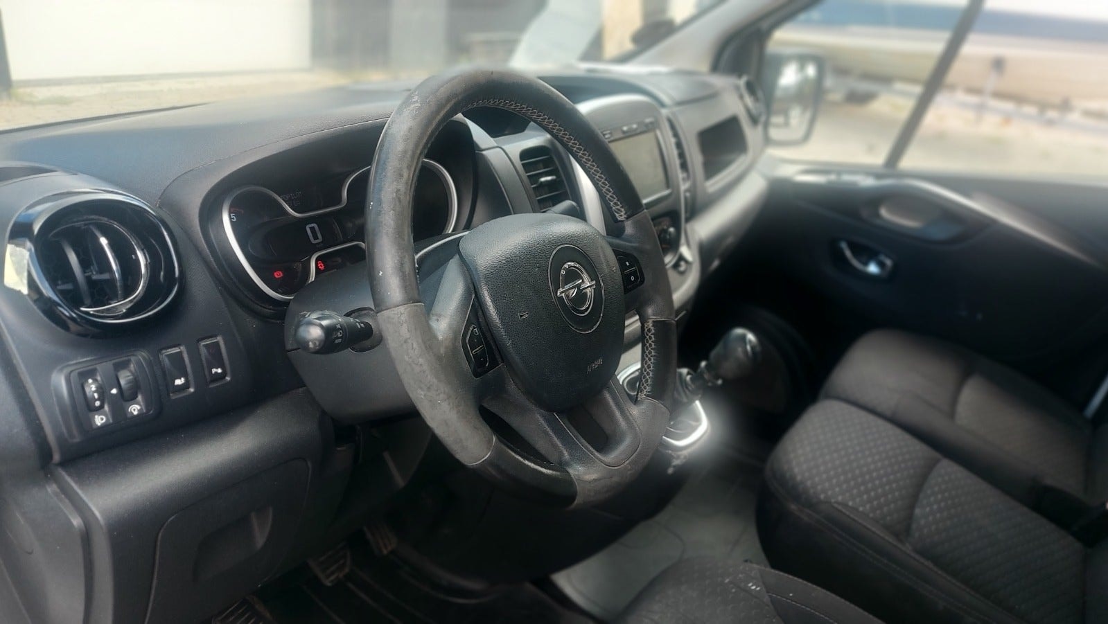 Opel Vivaro til salg hos Nabilli