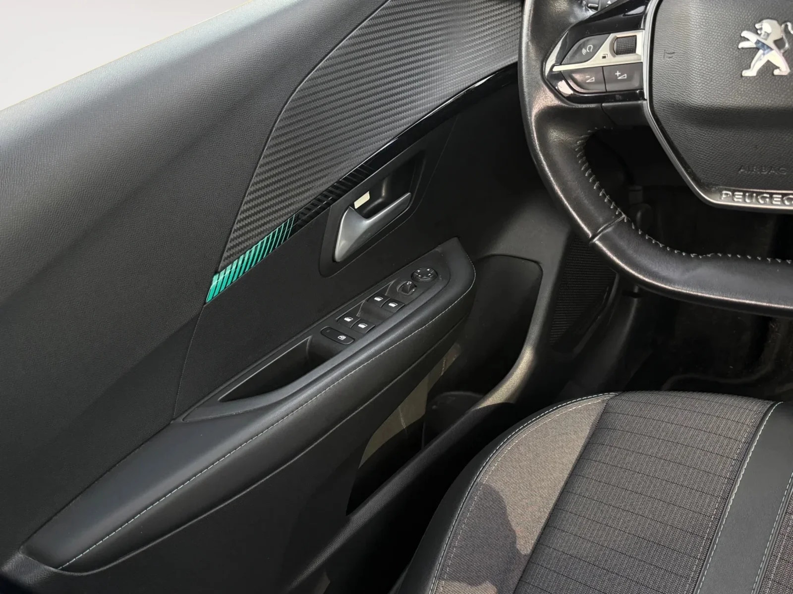 Peugeot 208 til salg hos Nabilli