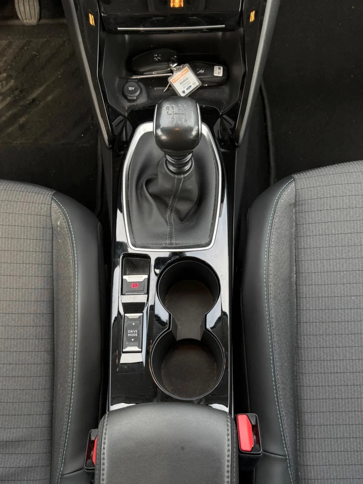 Peugeot 208 til salg hos Nabilli