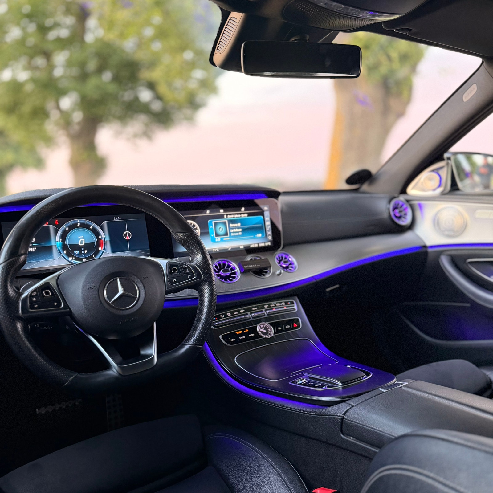 Mercedes E220 til salg hos Nabilli