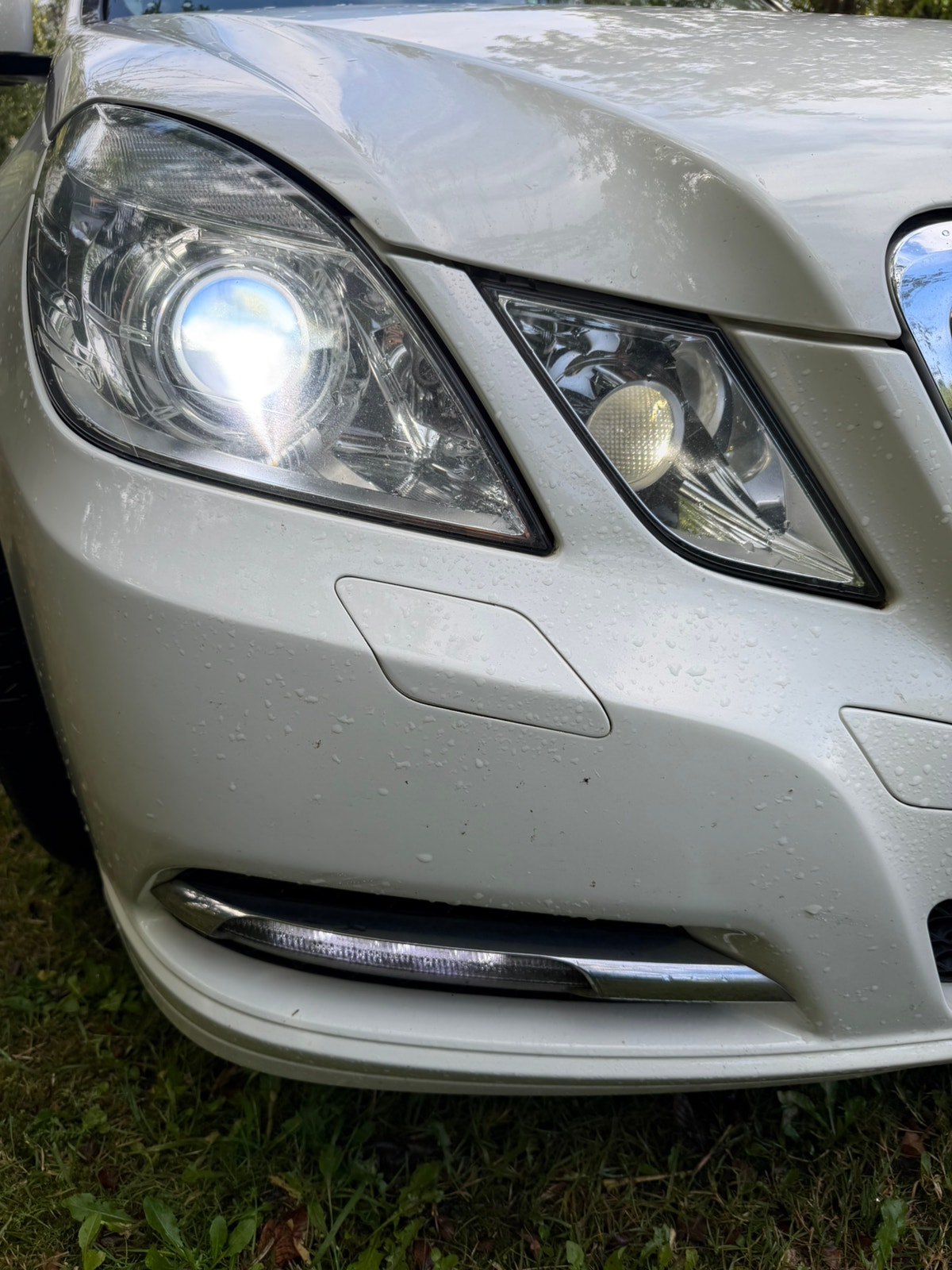Mercedes E200 til salg hos Nabilli