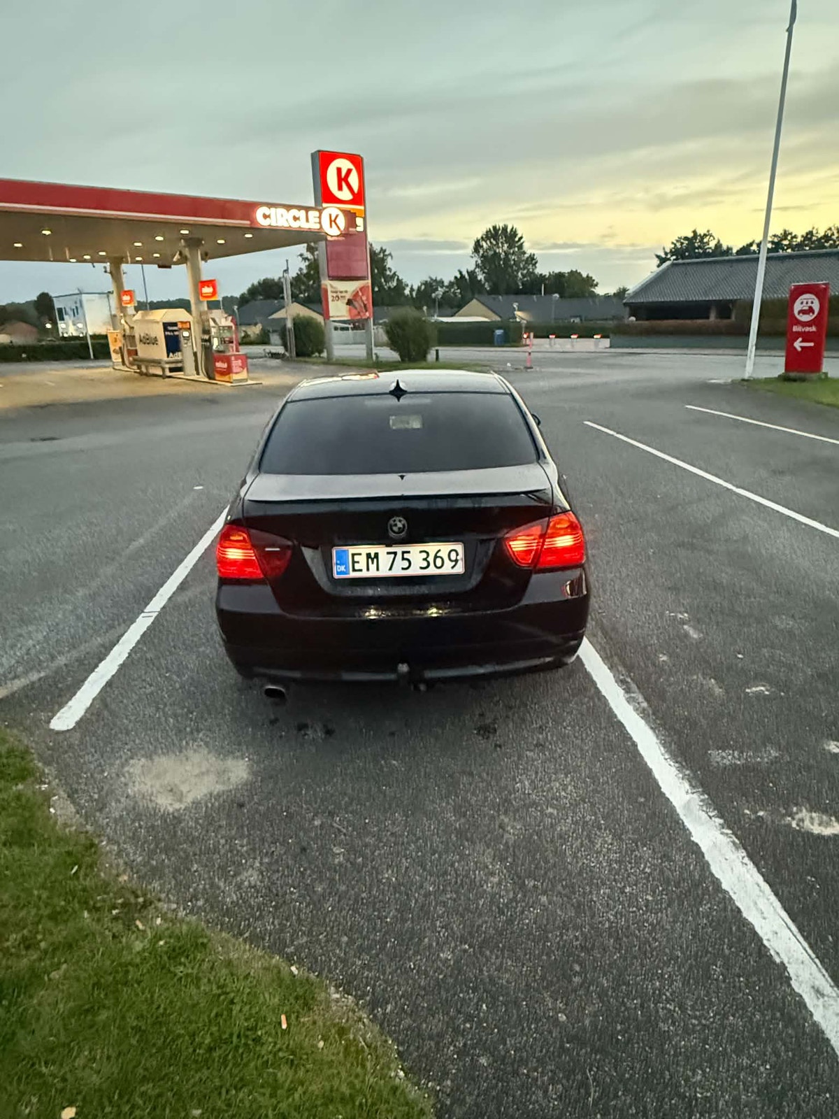 BMW 318i til salg hos Nabilli
