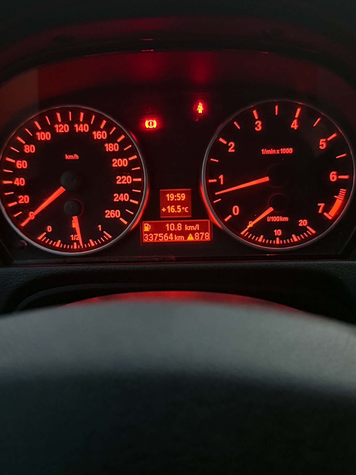 BMW 318i til salg hos Nabilli