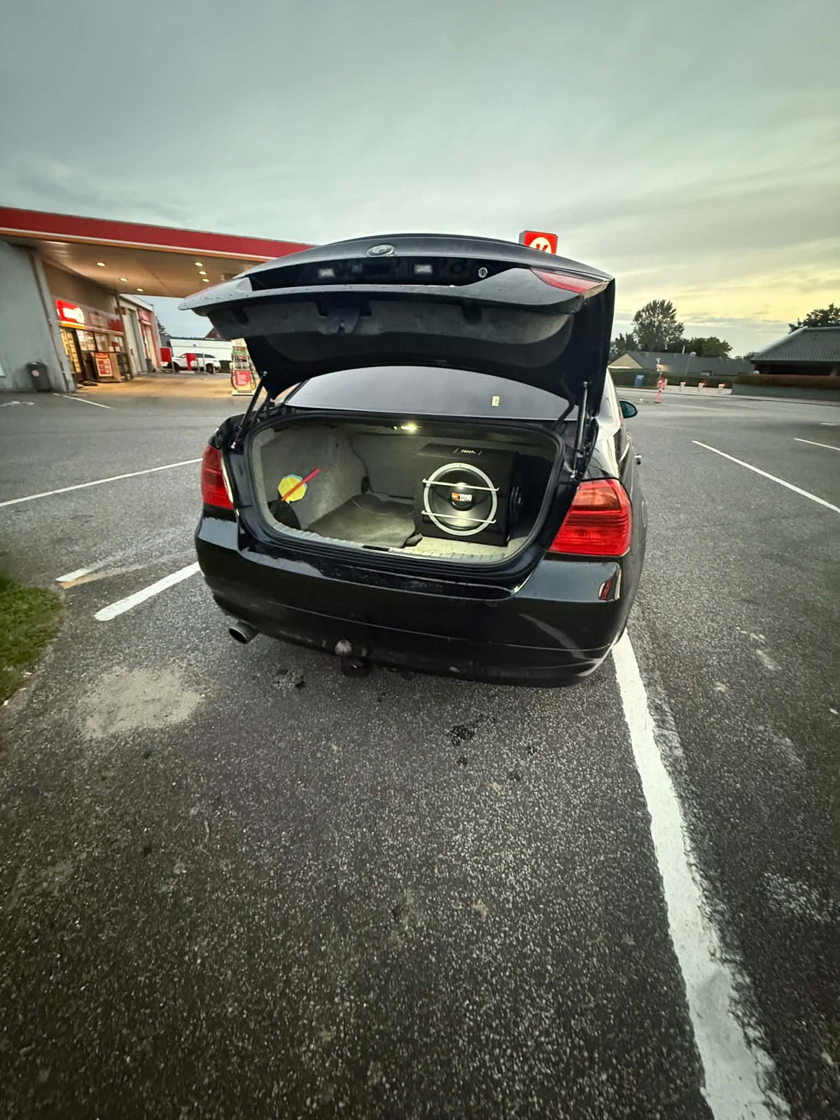 BMW 318i til salg hos Nabilli