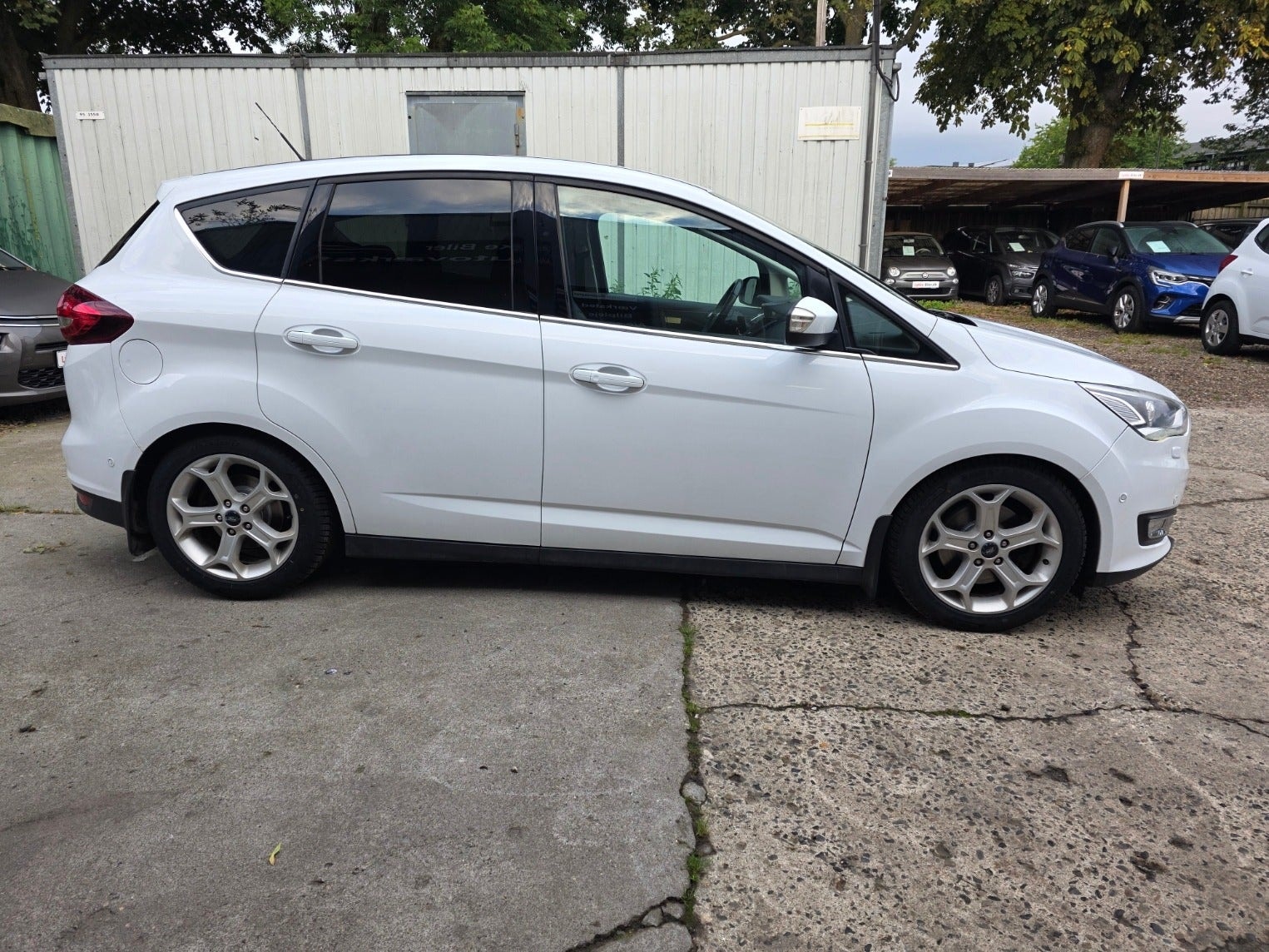 Ford C-Max til salg hos Nabilli