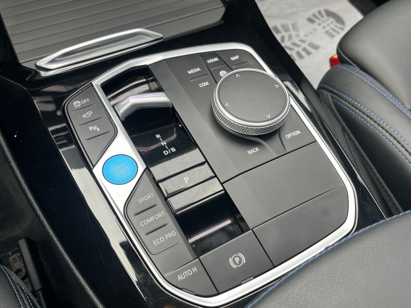 BMW iX3 til salg hos Nabilli