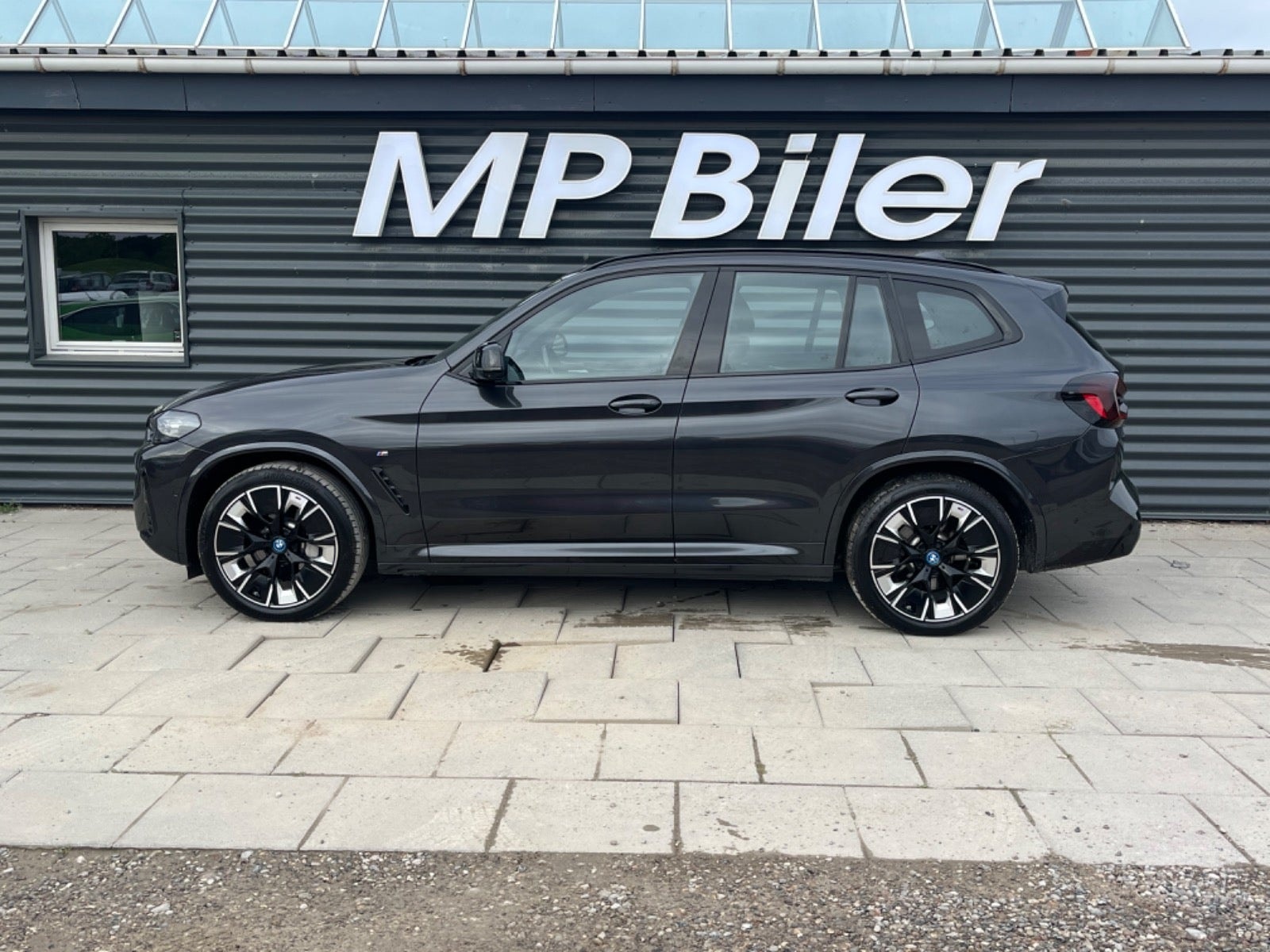 BMW iX3 til salg hos Nabilli