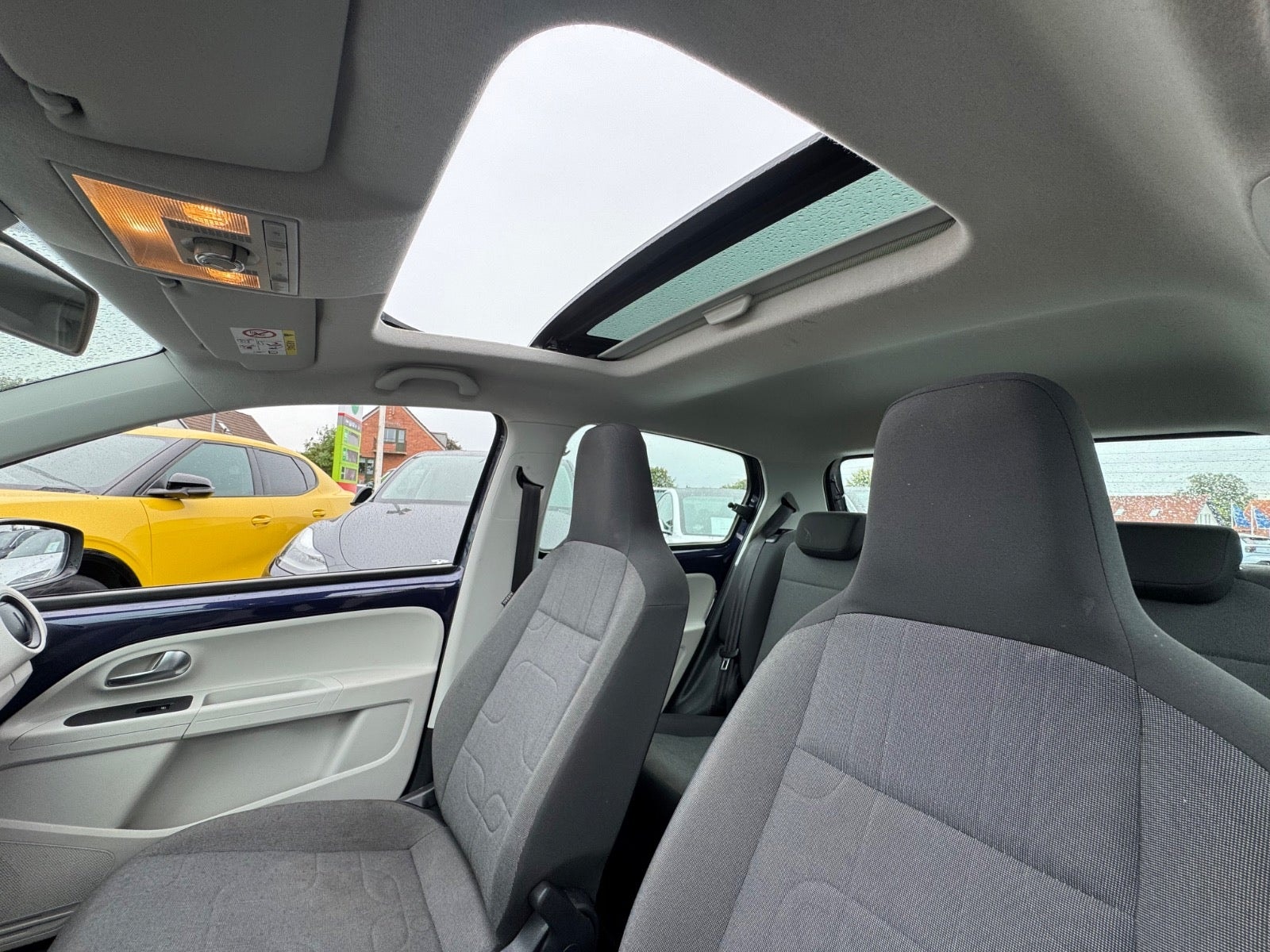 VW UP! til salg hos Nabilli