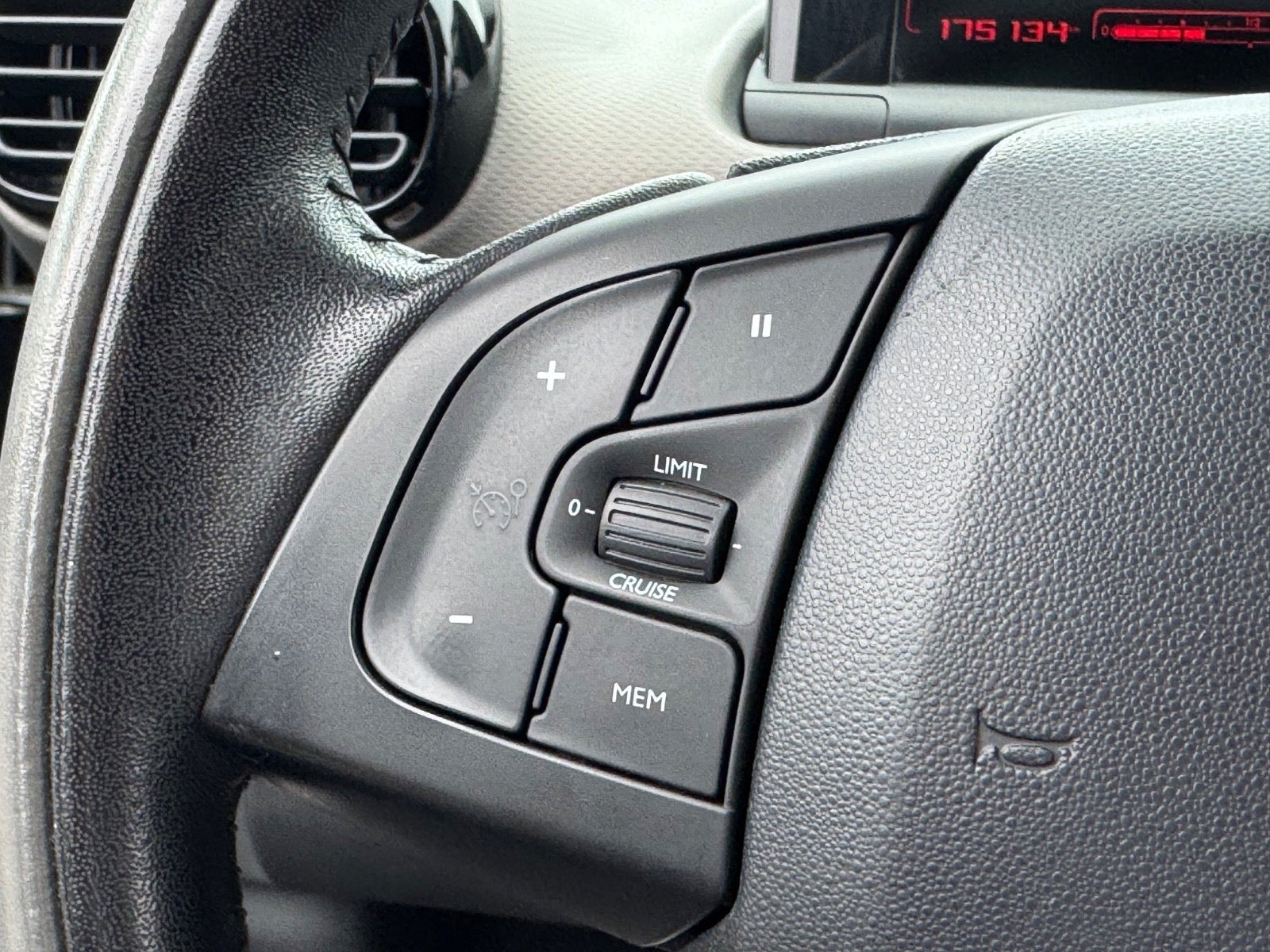 Citroen C4 Cactus til salg hos Nabilli