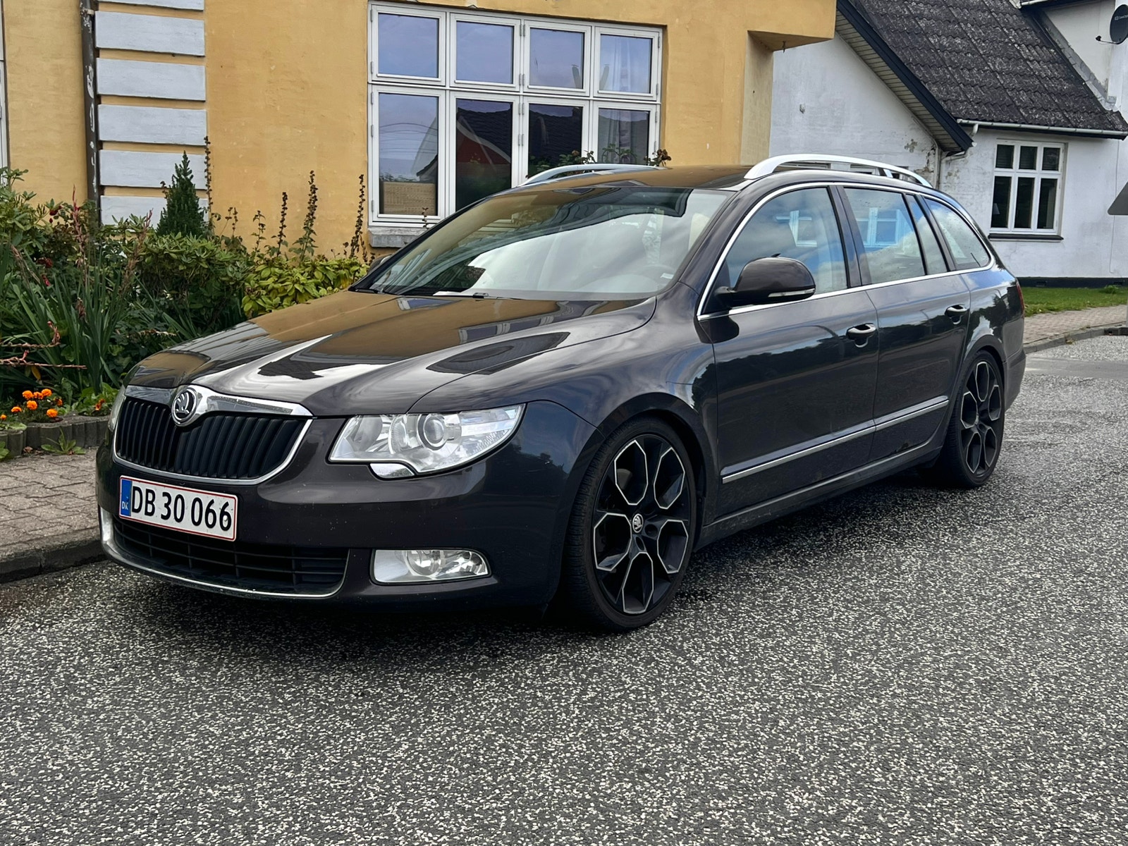 Skoda Superb til salg hos Nabilli