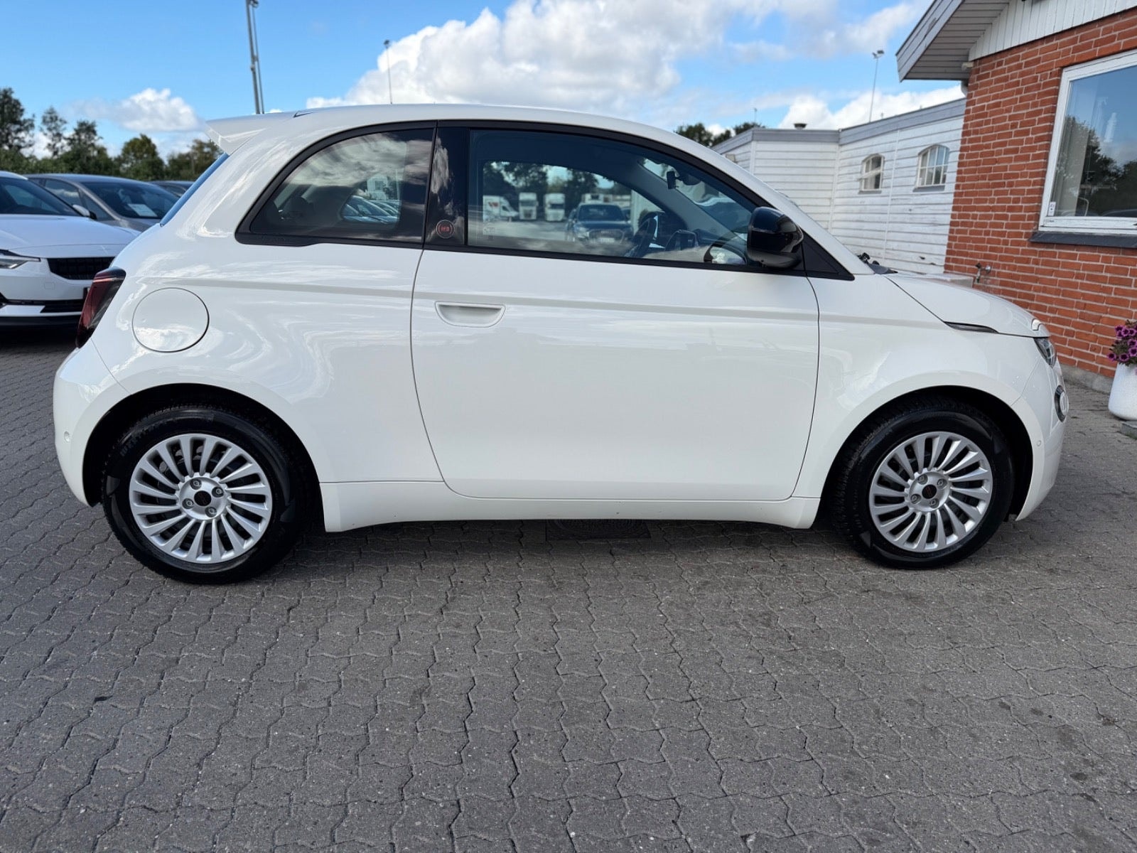 Fiat 500e til salg hos Nabilli