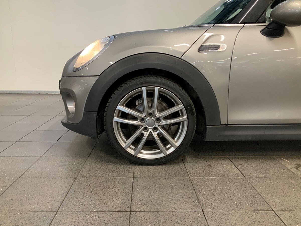 MINI Cooper til salg hos Nabilli