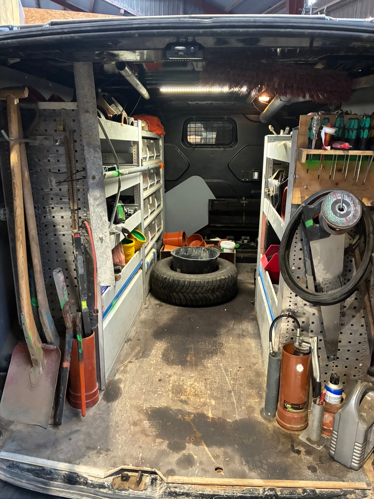 Ford Transit 350 L2 Van til salg hos Nabilli