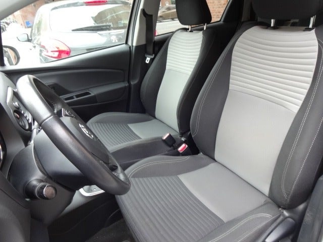 Toyota Yaris til salg hos Nabilli