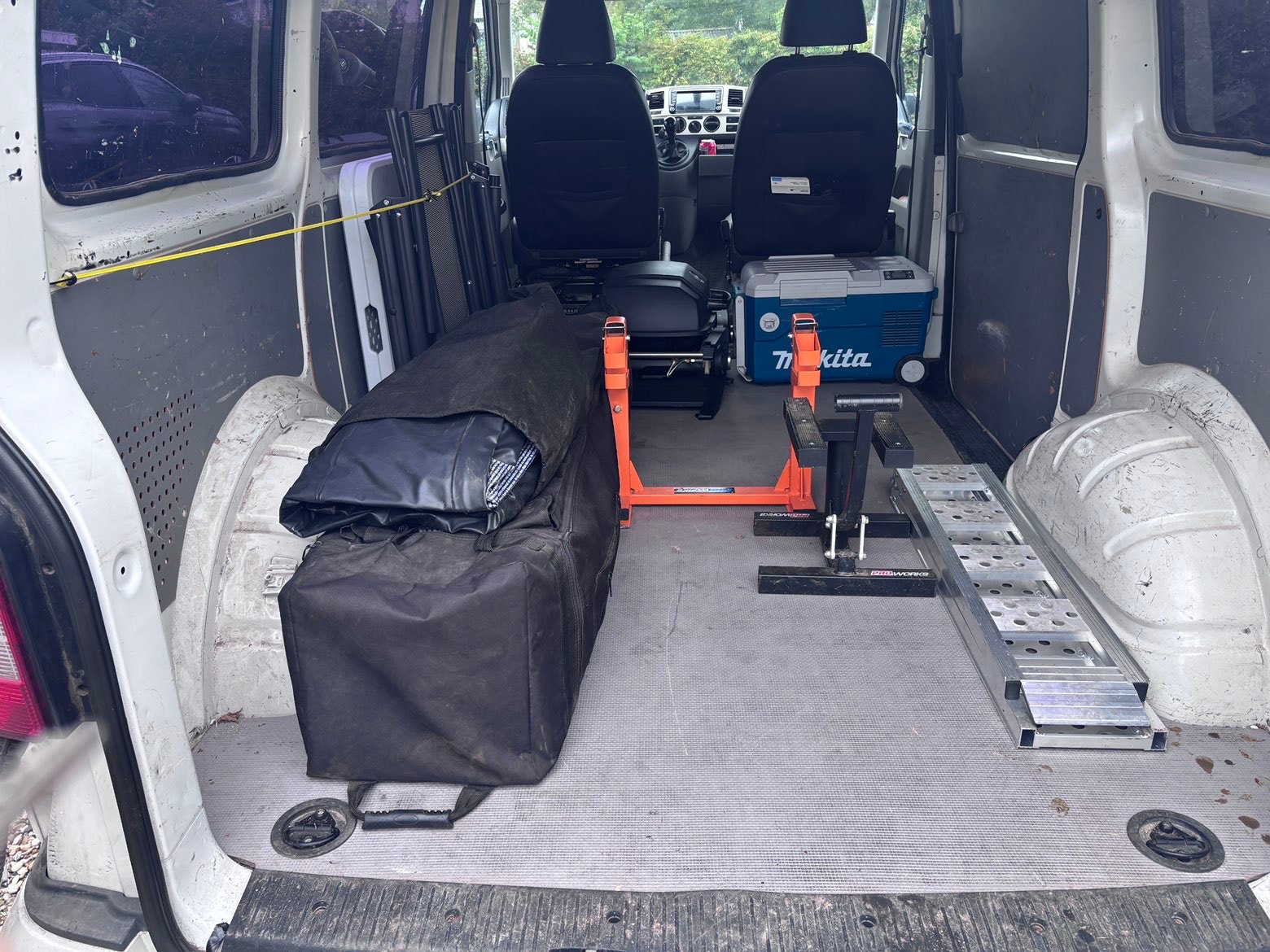 VW Transporter til salg hos Nabilli