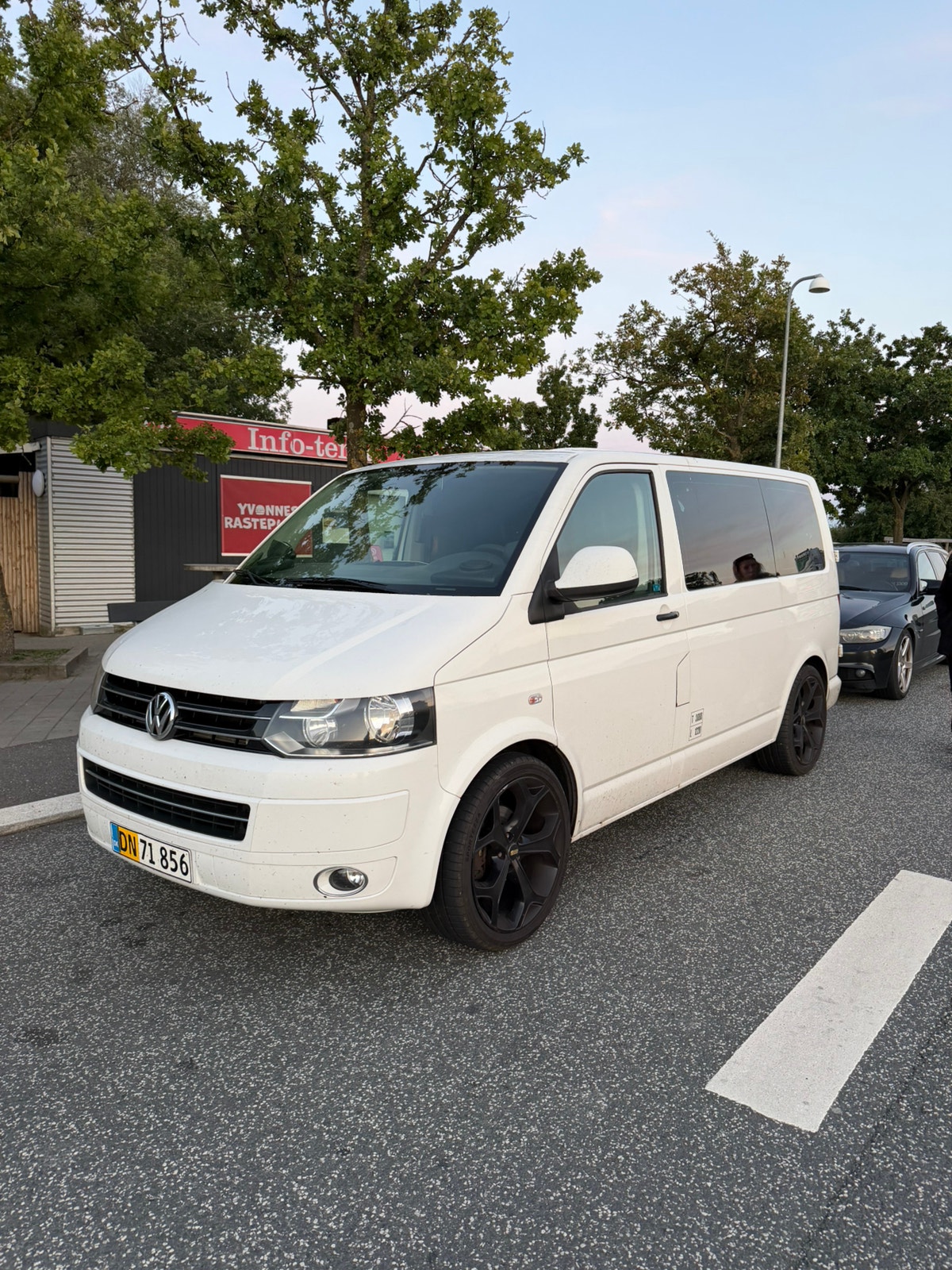 VW Transporter til salg hos Nabilli