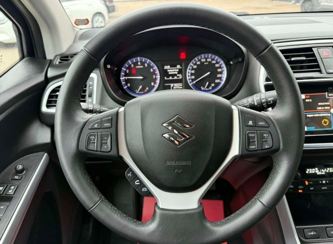 Suzuki S-Cross til salg hos Nabilli