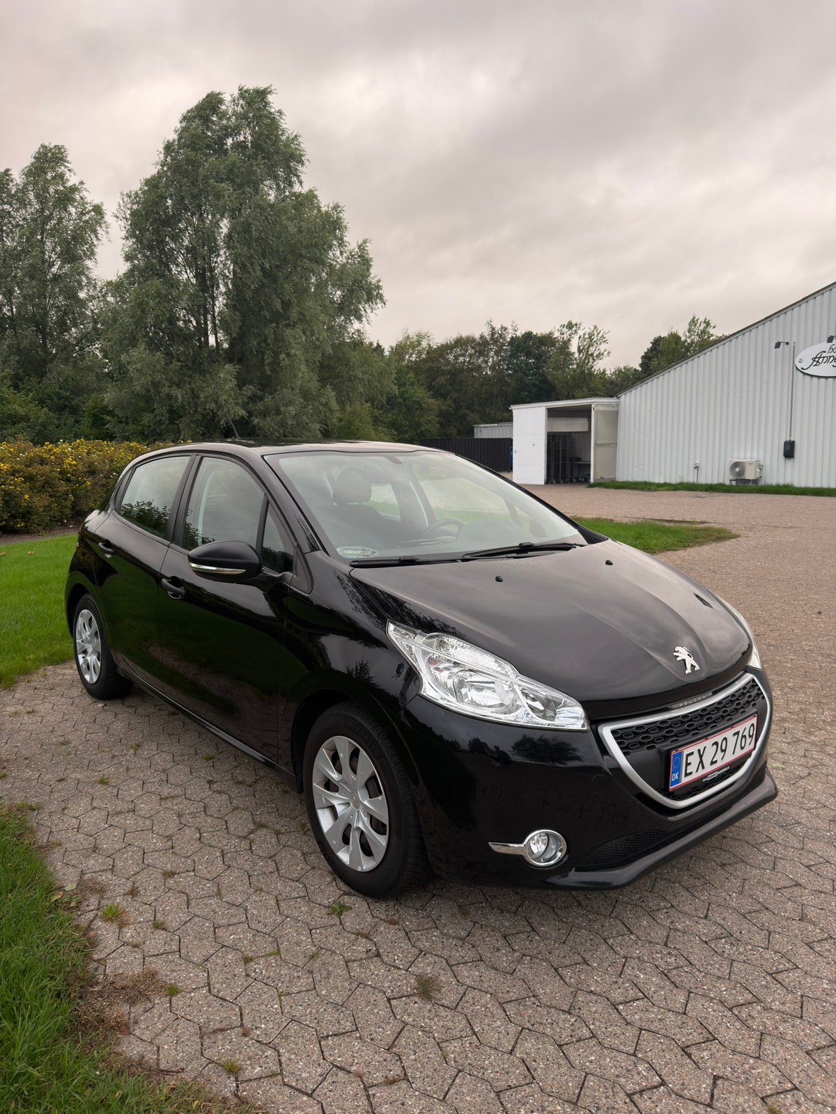 Peugeot 208 til salg hos Nabilli